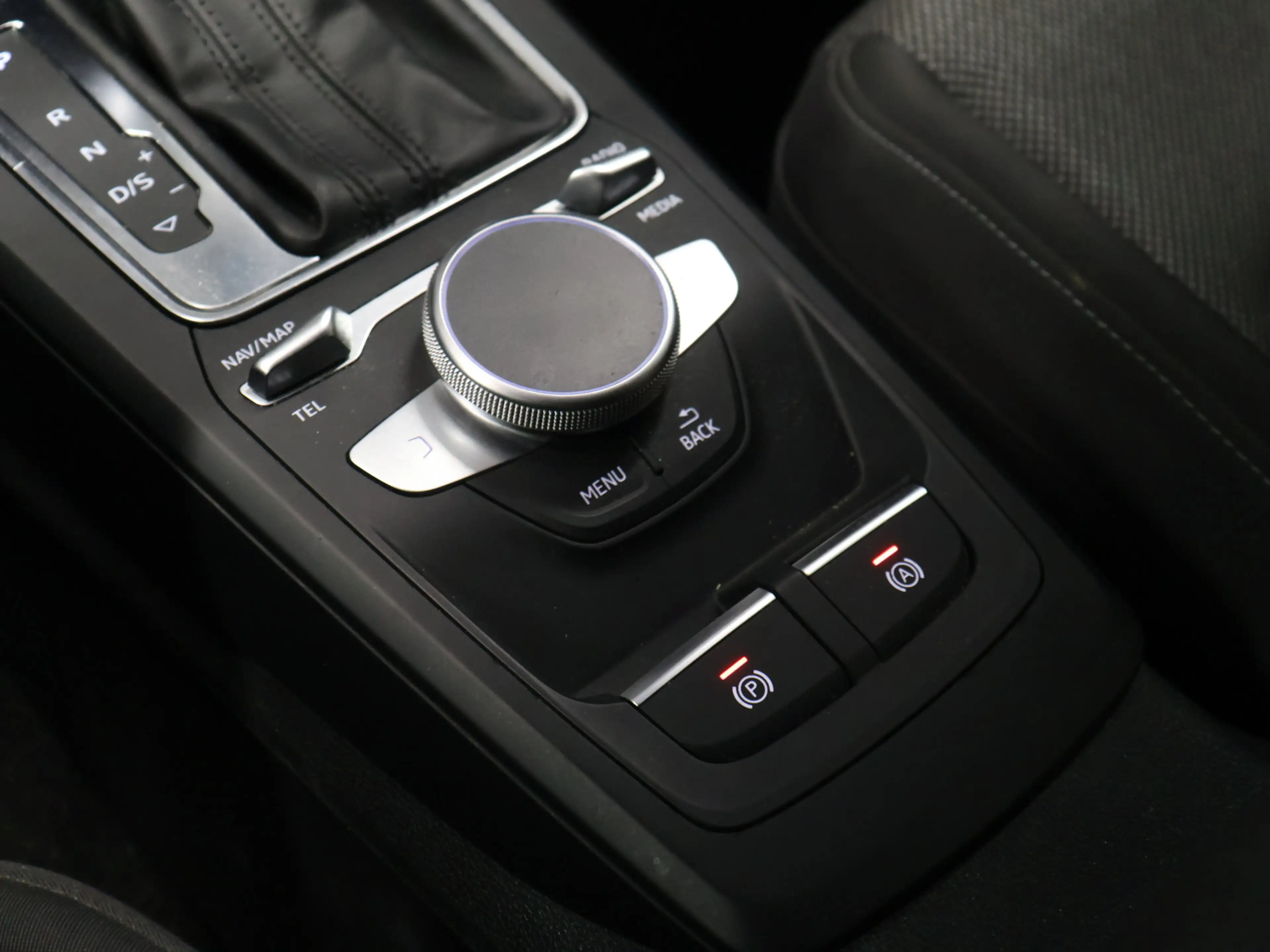 Audi Q2 1.4 TFSI CoD Sport [SCHUIFKANTELDAK, STOELVERWARMI — photo 18