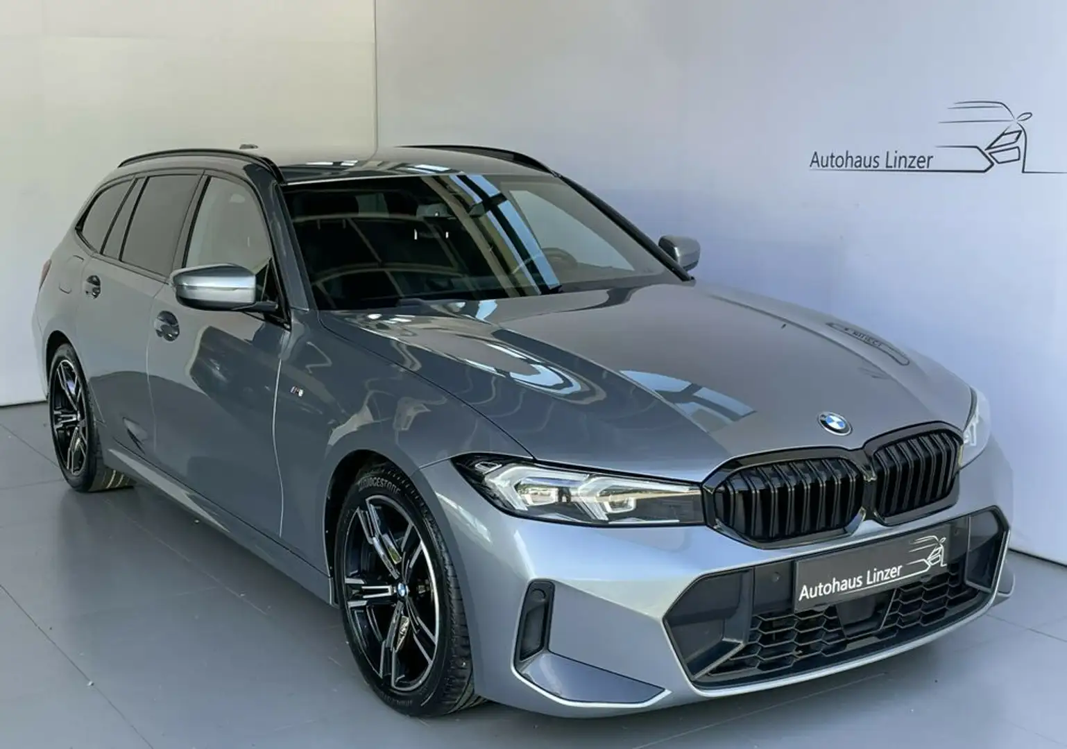 BMW 318 d M-Sport LCI *LED*ACC*HuD*AmbienteB*NotAssist* Grau - 1