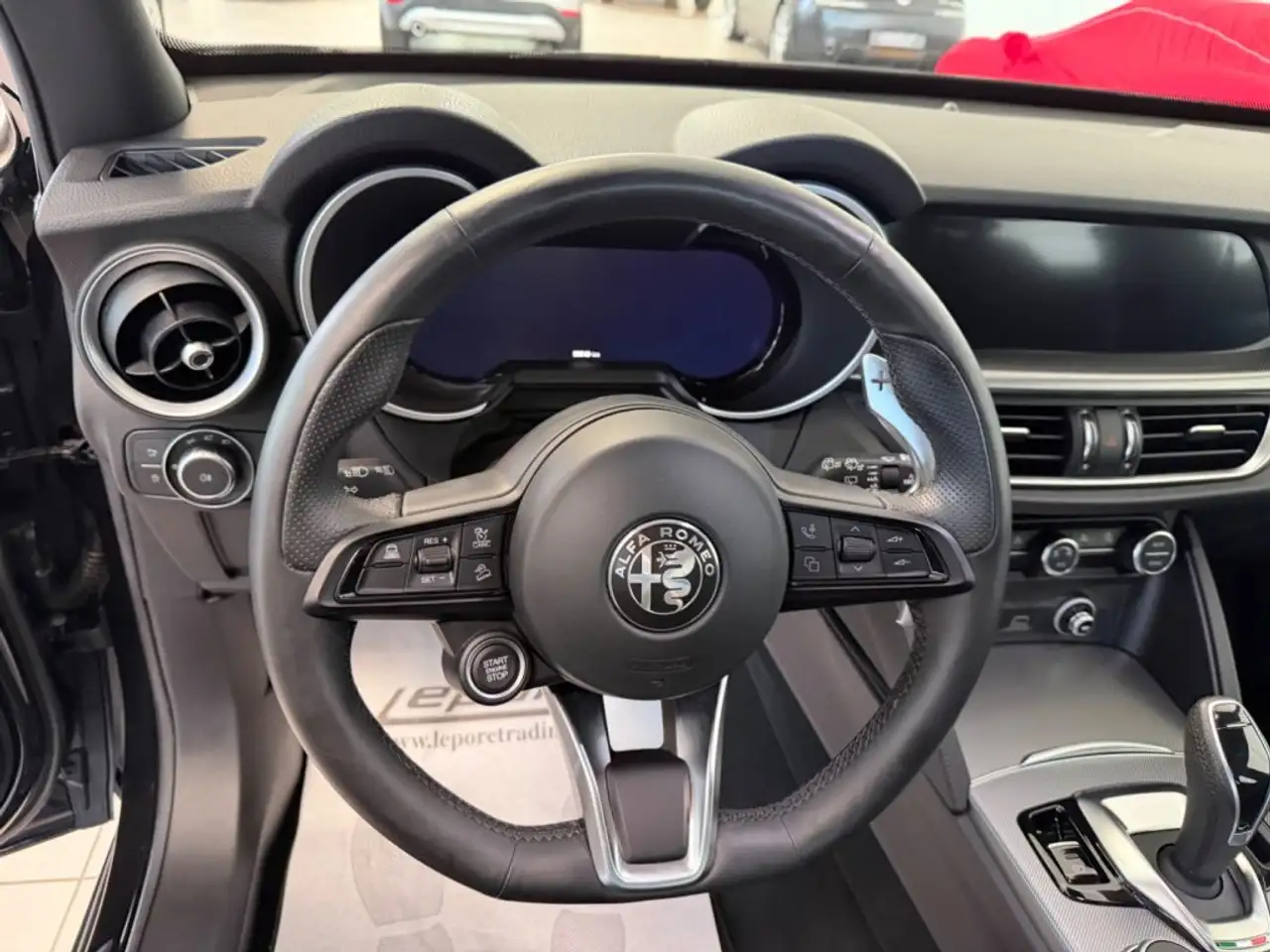 Alfa Romeo Stelvio 2024 — фото 10