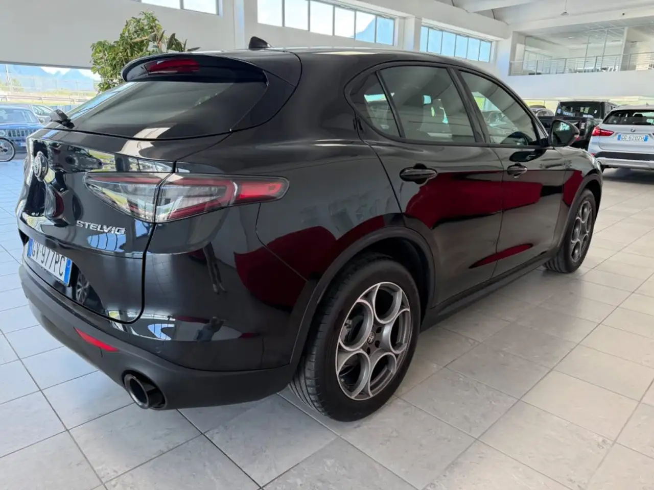 Alfa Romeo Stelvio 2024