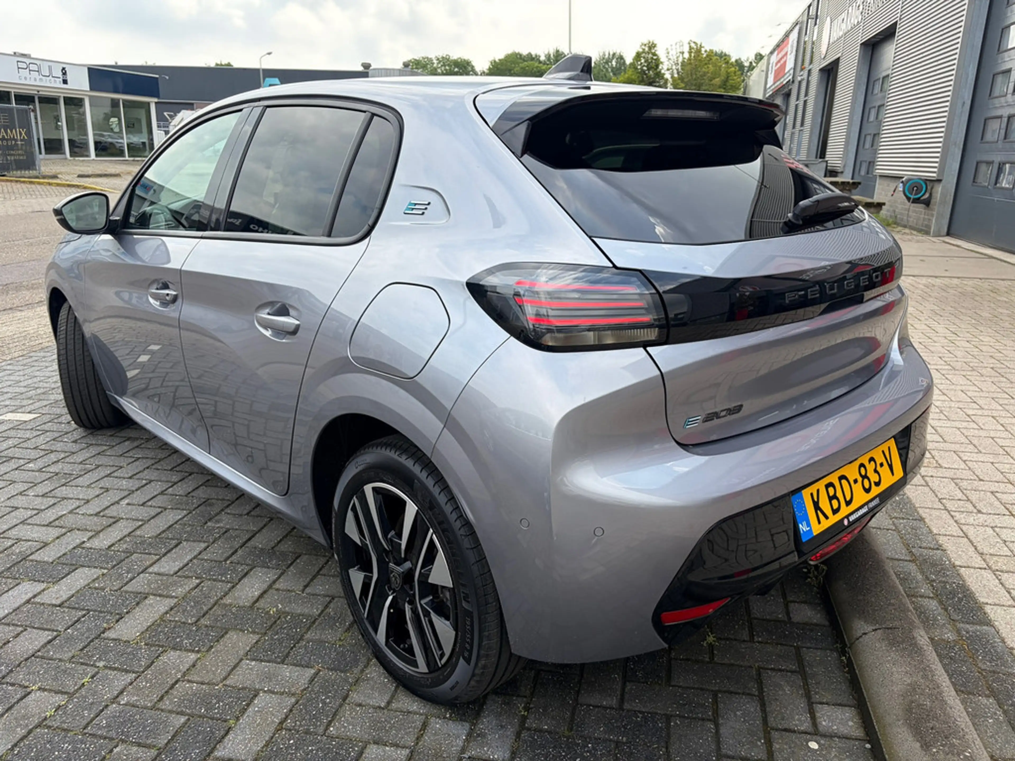 Peugeot e-208 Peugeot e-208 EV Allure Avantage 51 kWh | 156 pk | — photo 2