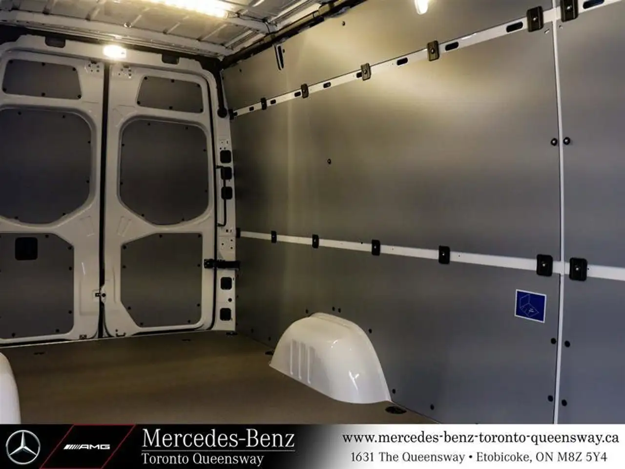 Mercedes-Benz Sprinter снимка Mercedes-Benz Sprinter