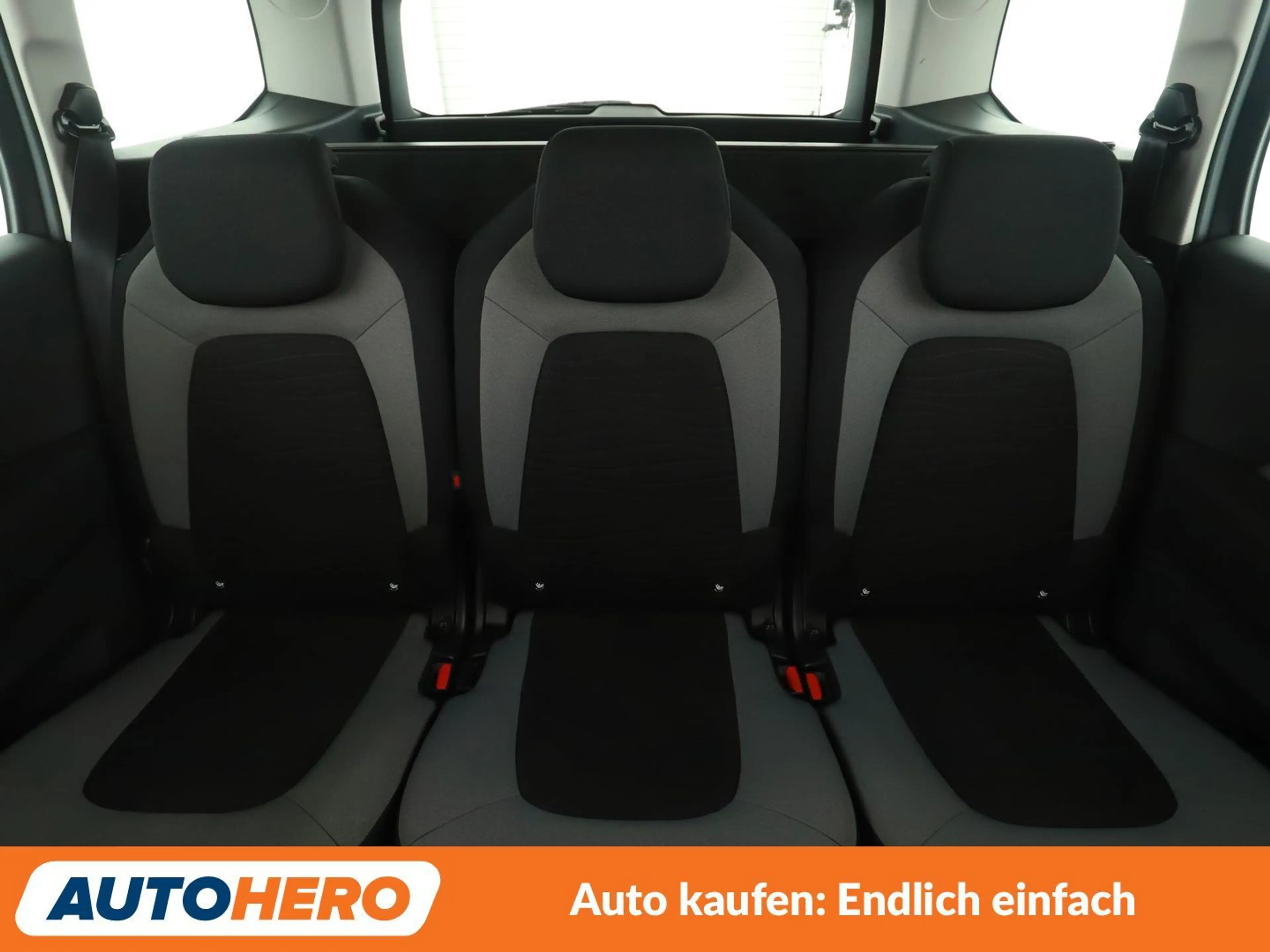 Citroen C4 Picasso 1.6 Blue-HDi Selection *NAVI*TEMPO*ALU*KLIMA* — photo 15