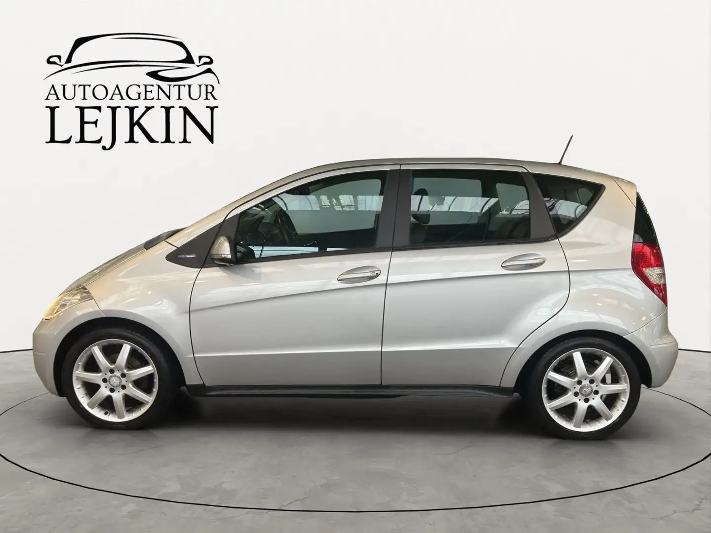 Mercedes-Benz A 160 ELEGANCE*SCHECKHEFT*TEILLEDER*SHZ*KLIMA* Argent - 2