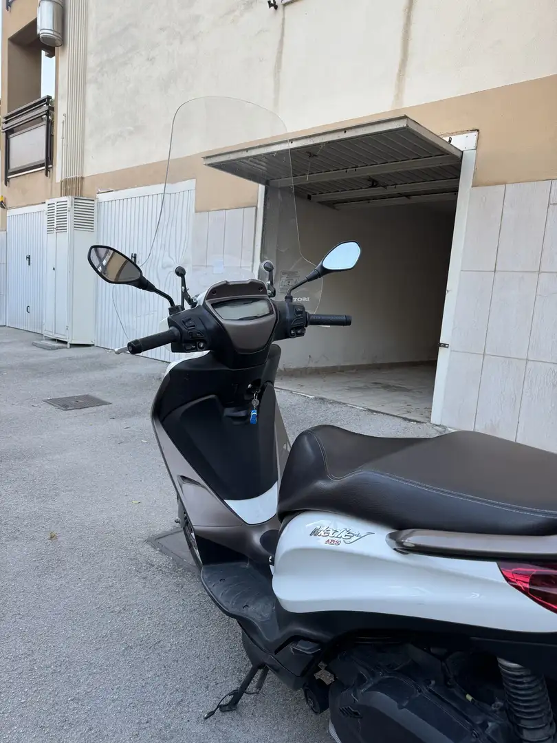 Piaggio Medley 125 - 2