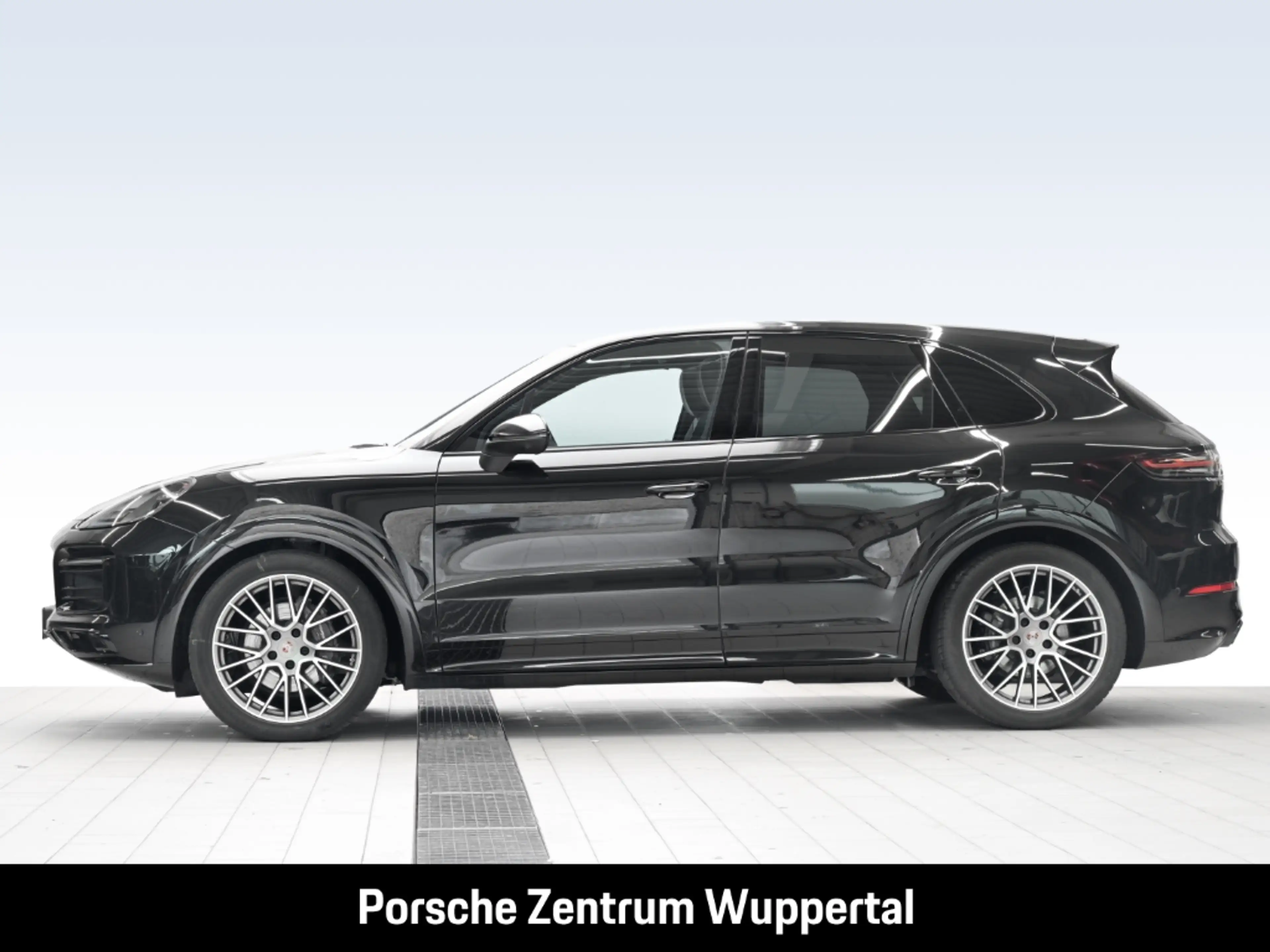 Porsche Cayenne Platinum Edition*SurroundView*Luftfed.*InnoDrive*S — photo 2