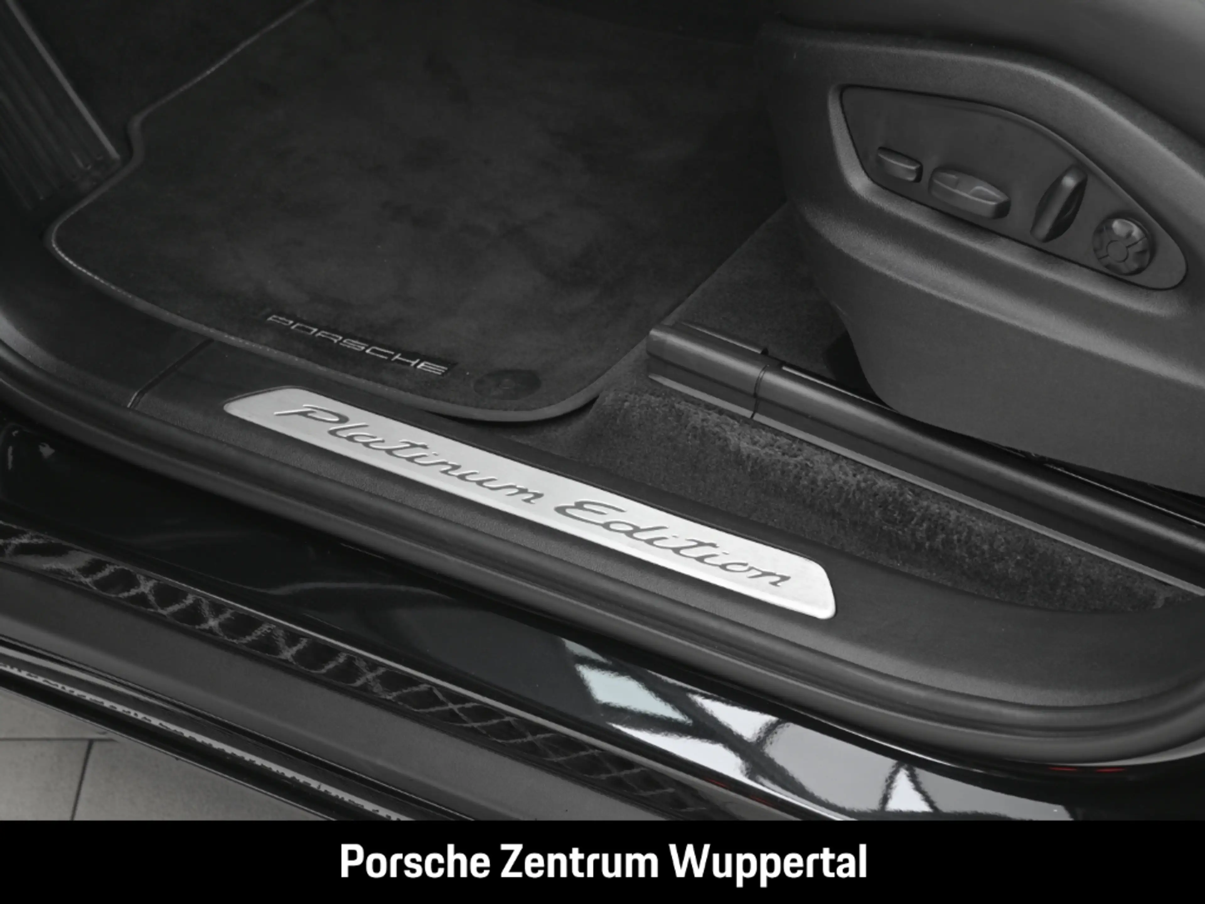 Porsche Cayenne Platinum Edition*SurroundView*Luftfed.*InnoDrive*S — photo 14