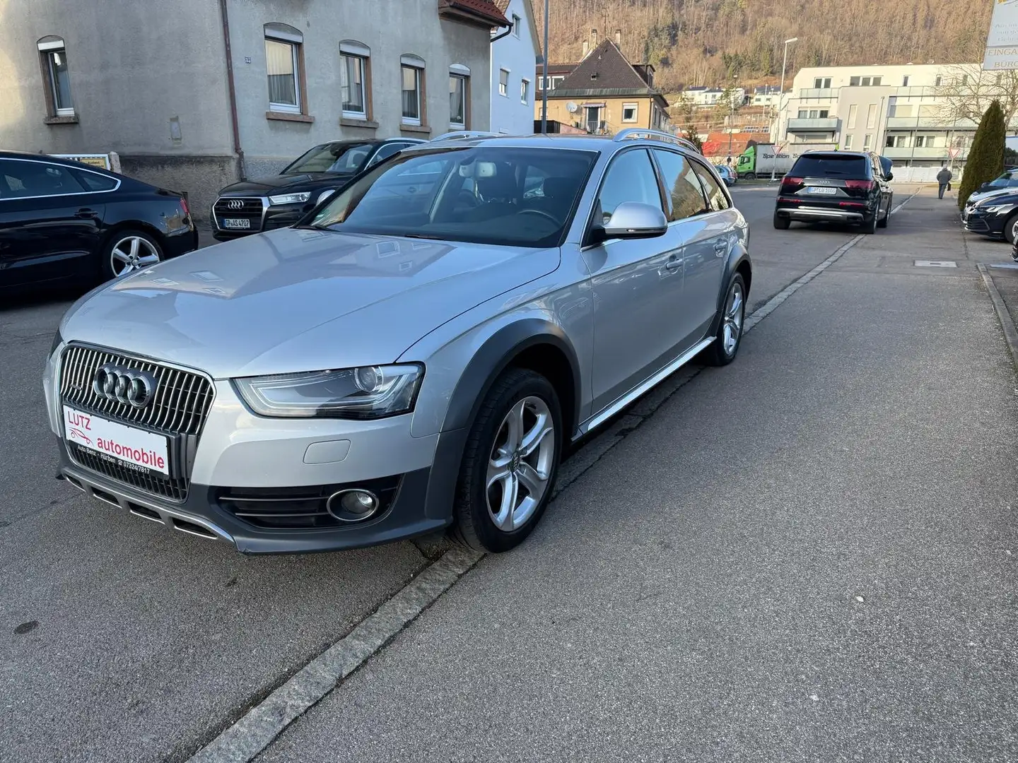 Audi A4 allroad 2.0 TDI 4x4 , Bi xenon, Navi,Ahk Grau - 1