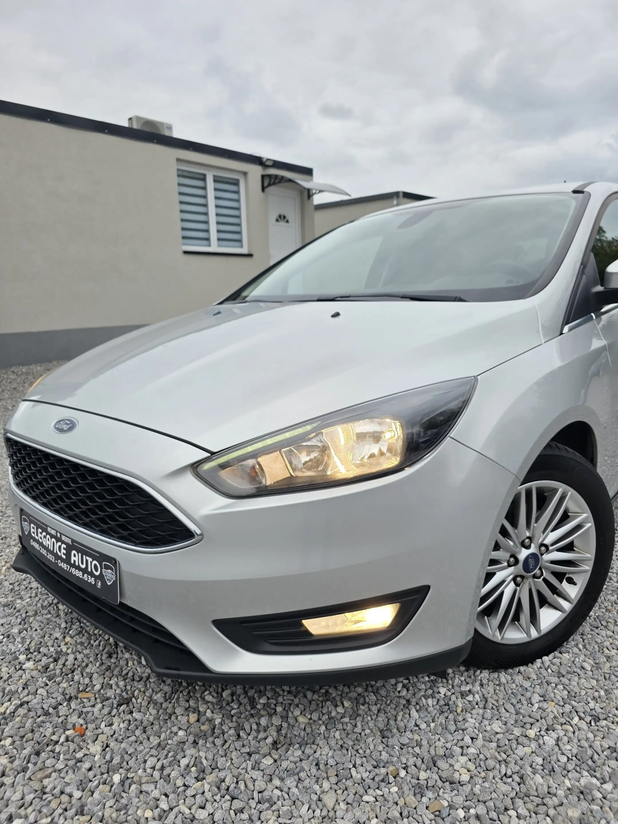 Ford Focus Focus 1.0 EcoBoost SYNC Edition- Carnet — photo 9