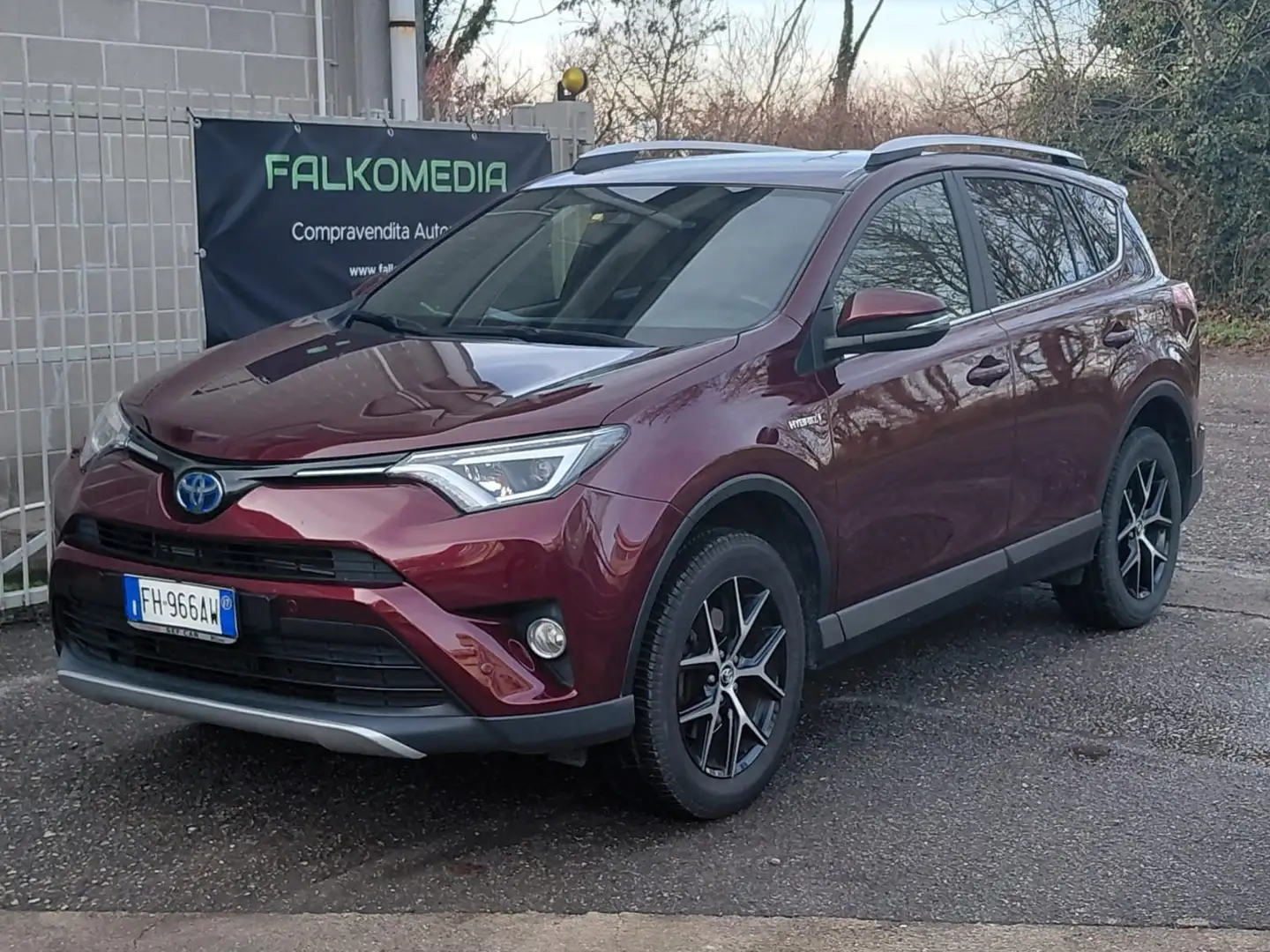 Toyota RAV 4 2.5 Hybrid Style 4wd garanzia MEC 12 mesi Rosso - 1