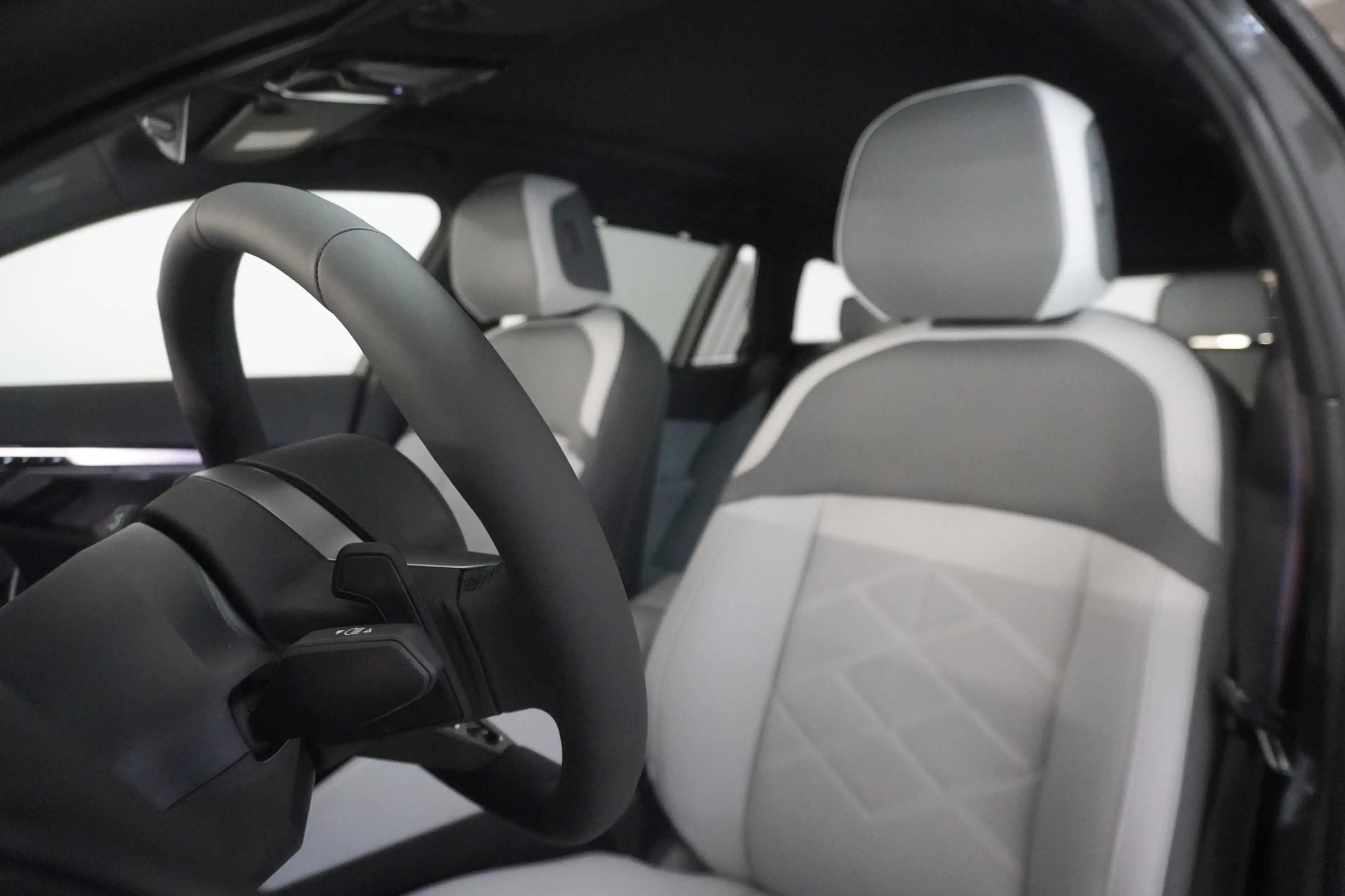BMW 550 e xDrive — photo 7