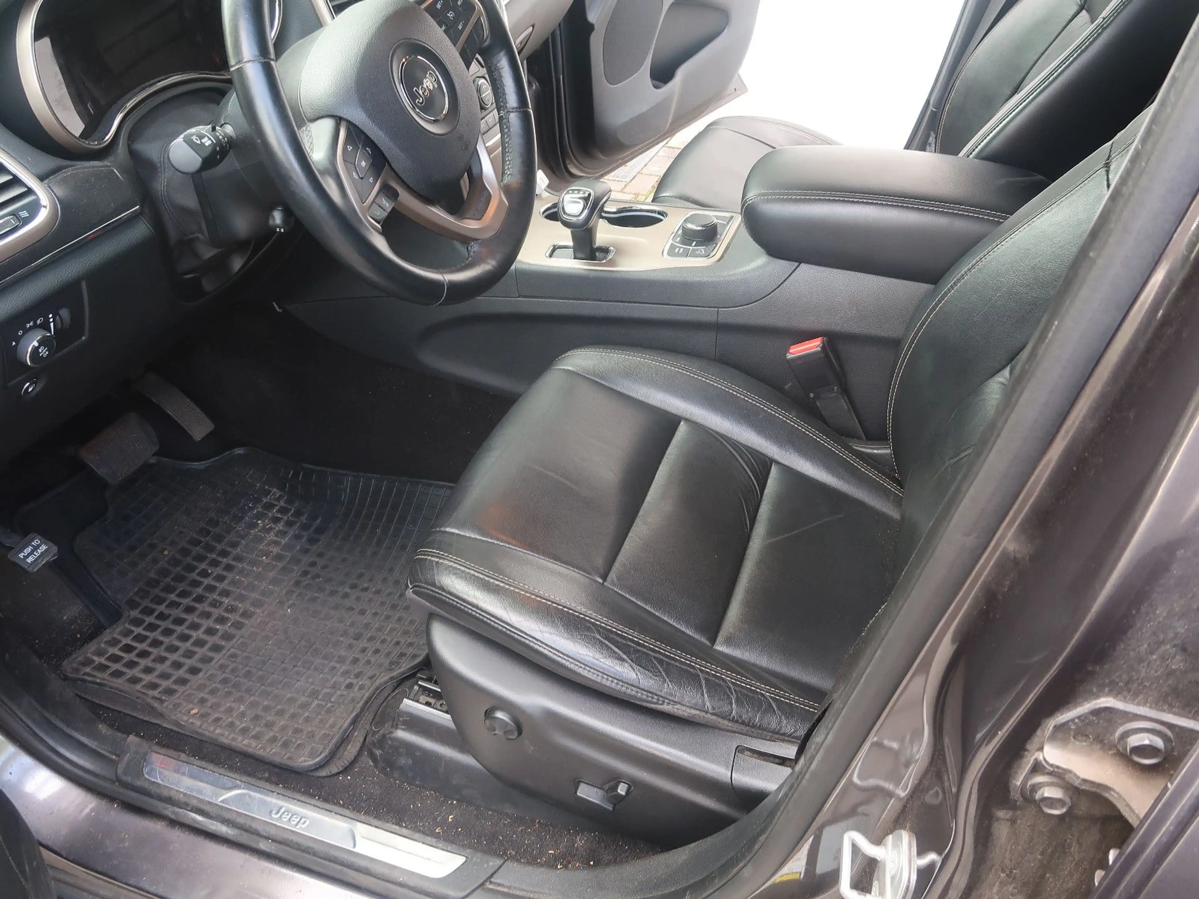 Jeep Grand Cherokee 3.0 CRD Limited — photo 11
