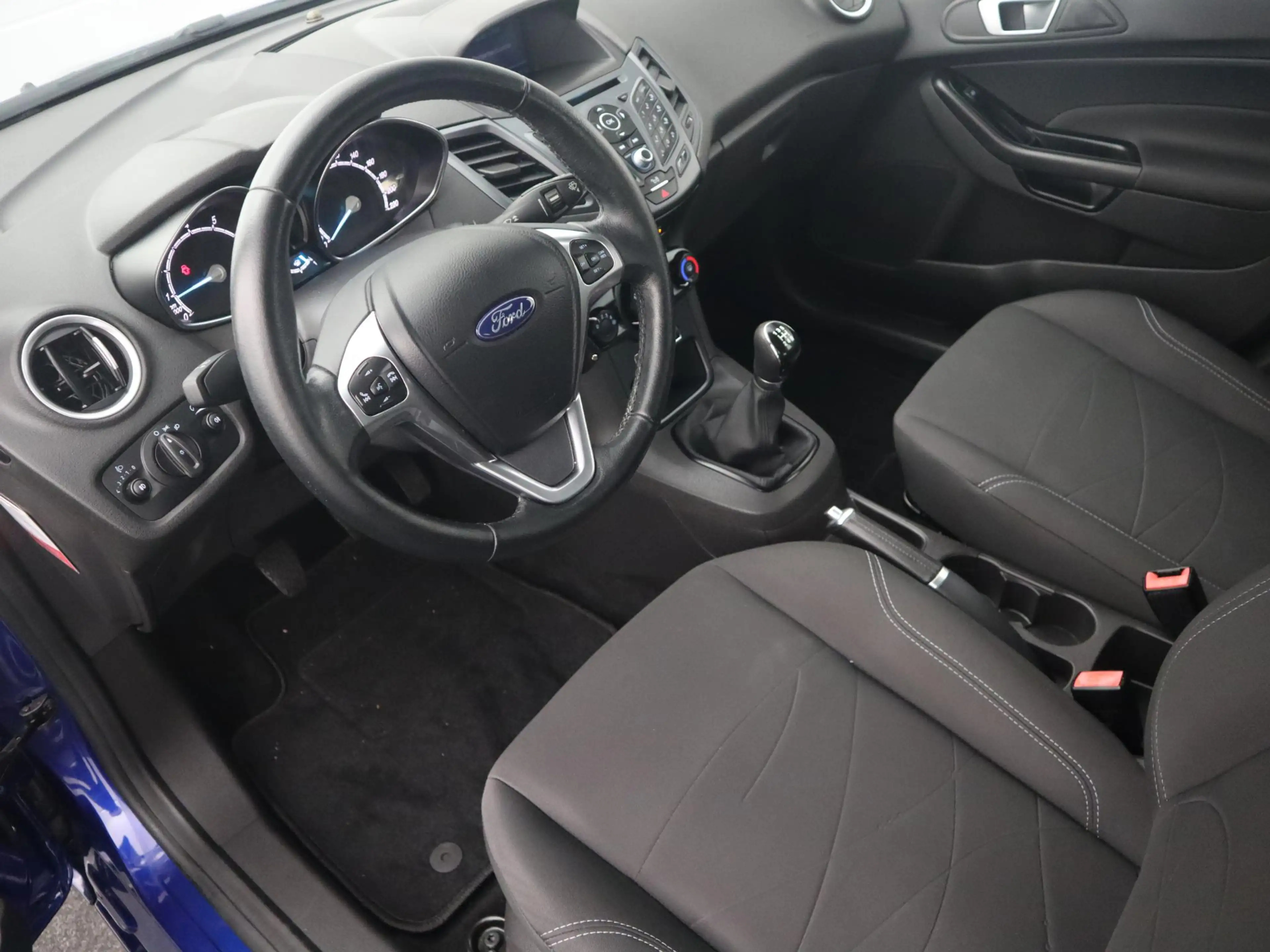 Ford Fiesta 1.0 Style Ultimate PDC / CRUISE / AIRCO / NAVI / B — photo 8