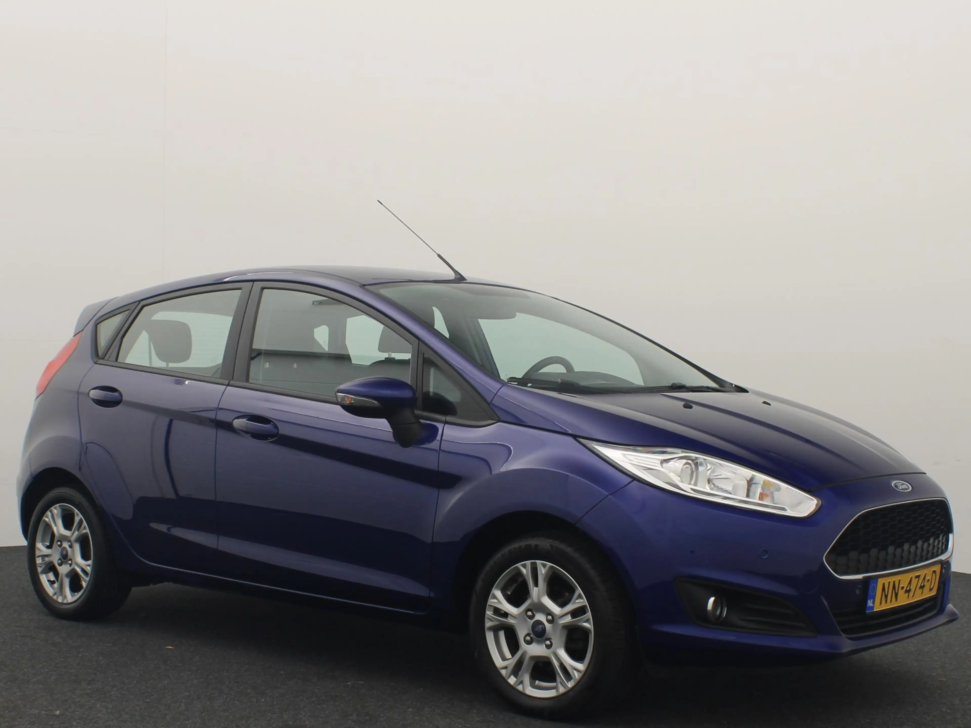 Ford Fiesta 1.0 Style Ultimate PDC / CRUISE / AIRCO / NAVI / B — photo 17