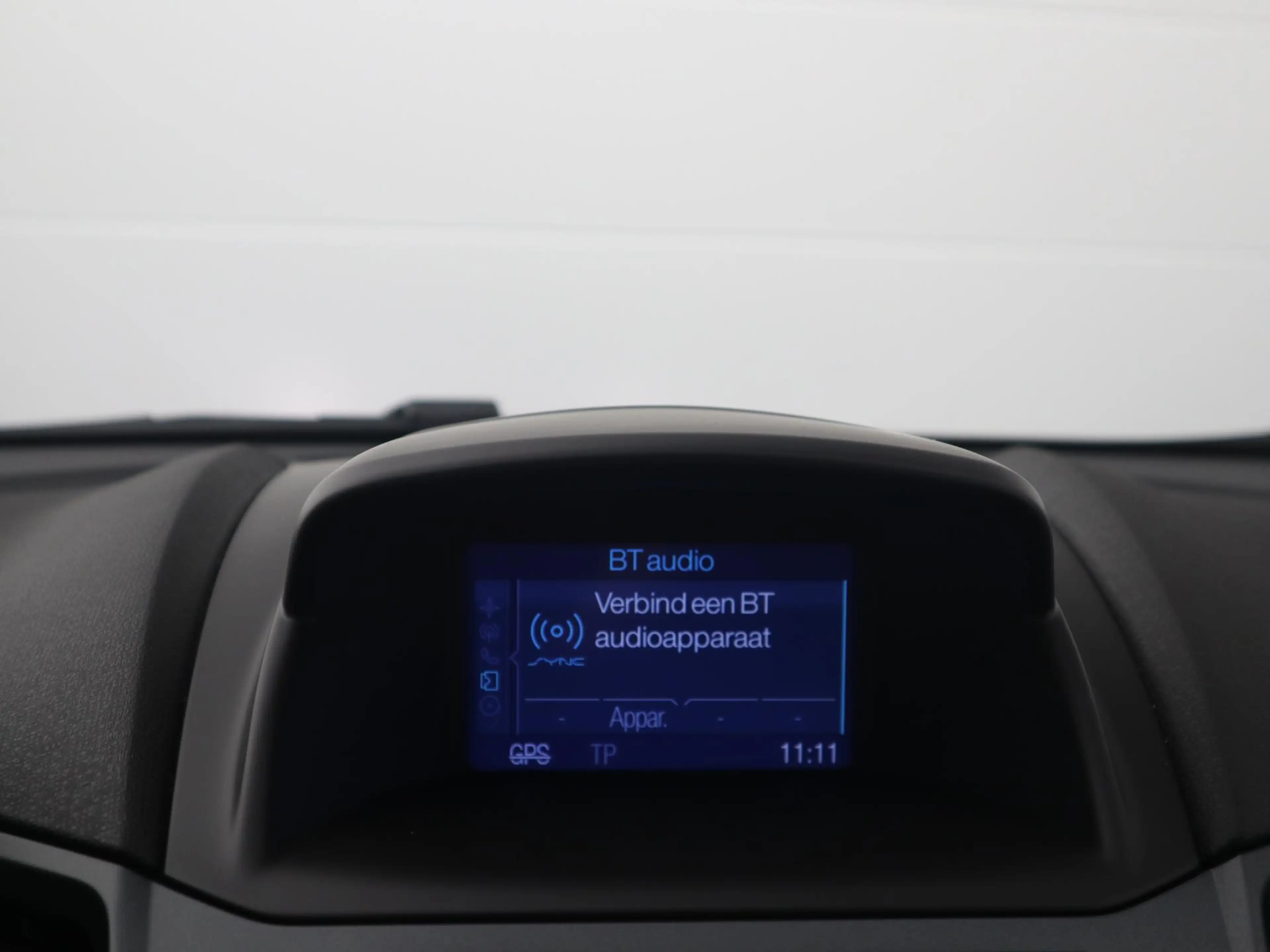 Ford Fiesta 1.0 Style Ultimate PDC / CRUISE / AIRCO / NAVI / B — photo 23
