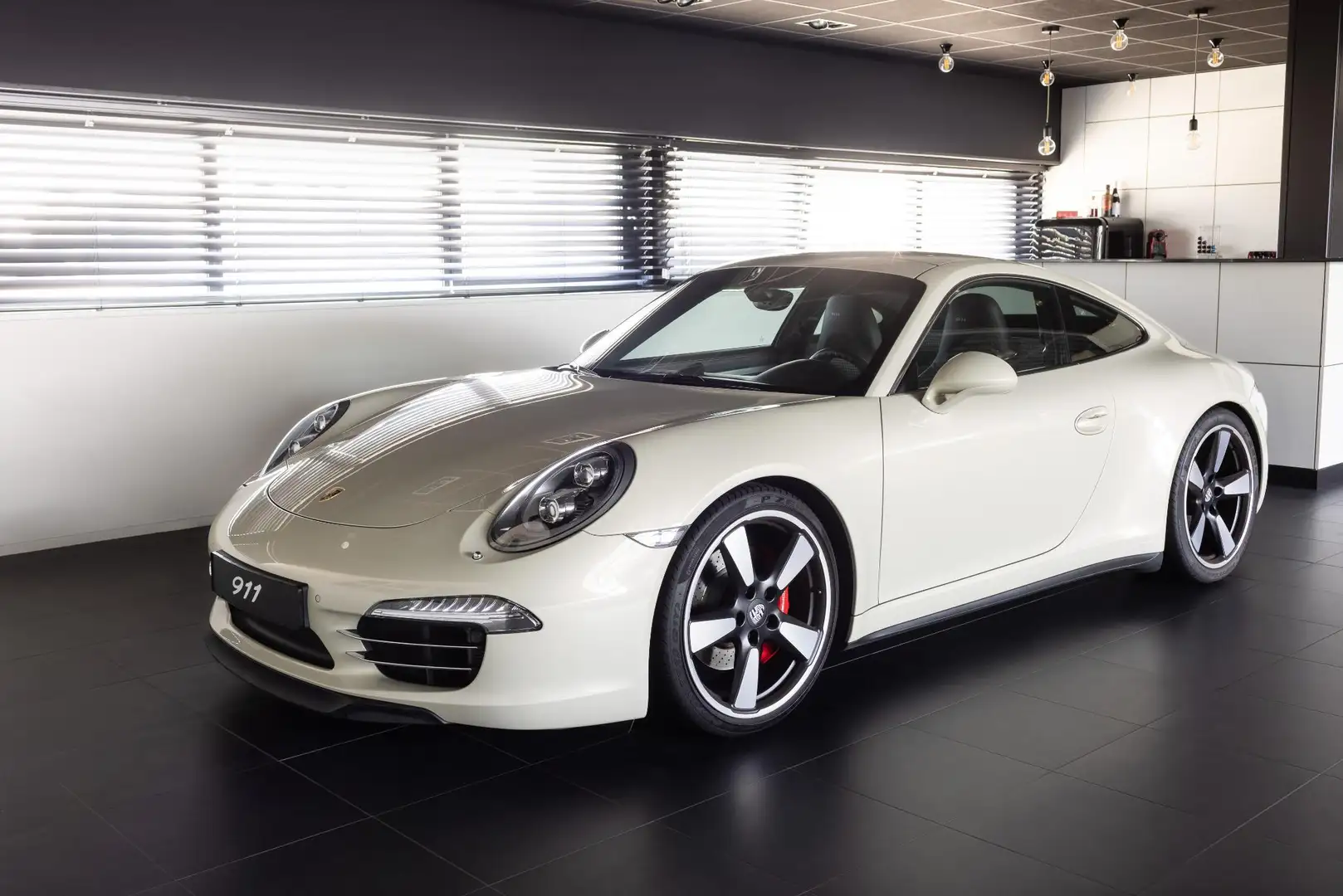 Porsche 991 3.8 Carrera S 50th Anniversary Edition Gris - 2