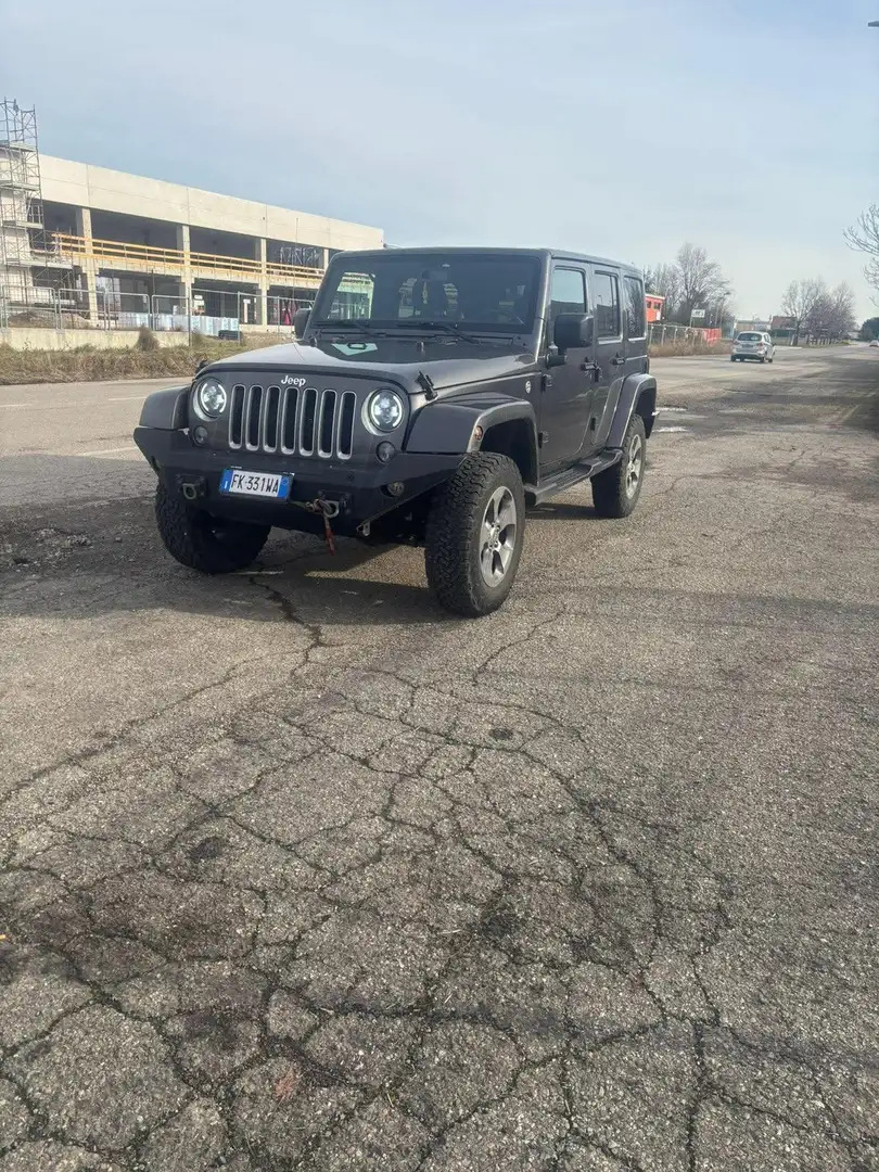 Jeep Wrangler Wrangler III Unlimited 2.8 crd Sahara auto E6 Grigio - 2