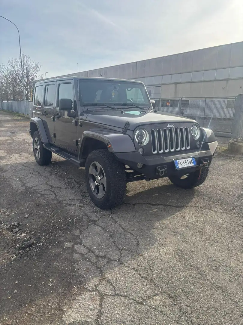 Jeep Wrangler Wrangler III Unlimited 2.8 crd Sahara auto E6 Grigio - 1