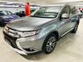 Mitsubishi Outlander Top 2.2 DI-D Top 4WD 7-Sitzer Grau - thumbnail 1