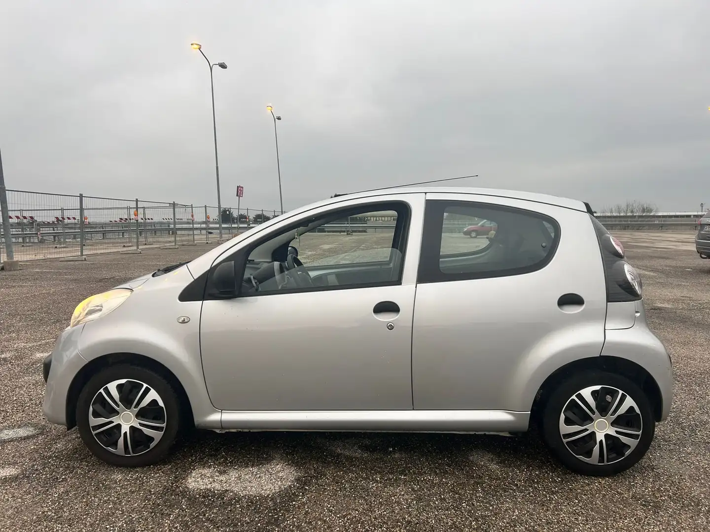 Citroen C1 C1 5p 1.0 Argento - 1