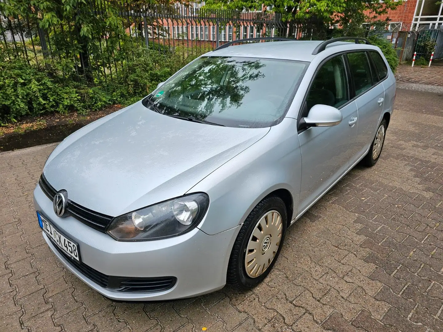 Volkswagen Golf VI 1.6 TDI Variant Trendline BlueMotion Argento - 1