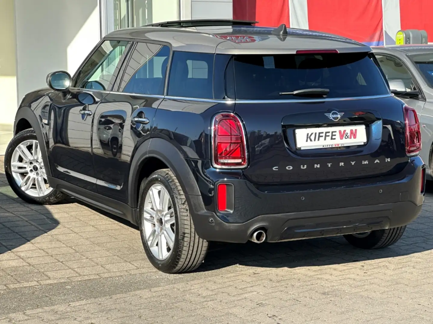 MINI Cooper Countryman HUD PANO RFK MEMORY LEDER ACC Schwarz - 2