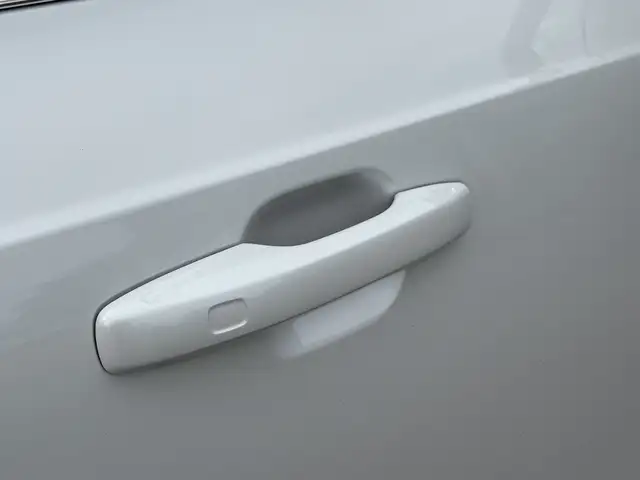 Volvo XC90 view 30