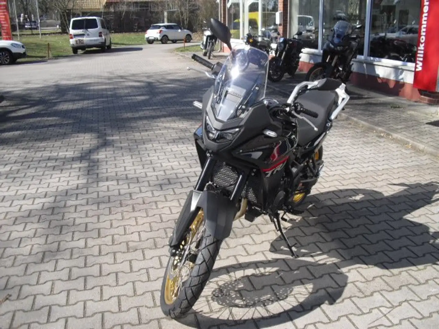 Honda XL 750 Transalp schwarz/mat Grau/Tricolor vorrätig Fekete - 2