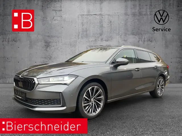 Skoda Superb Combi 2.0 TDI DSG 4x4 L&K MATRIX 19 AHK CANTON ARE