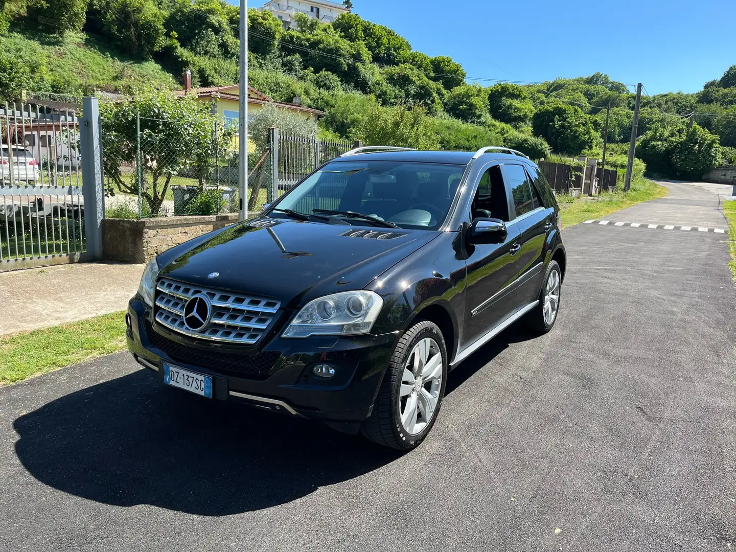 Mercedes-Benz ML 350 350 cdi Sport 4 Matic Noir - 2
