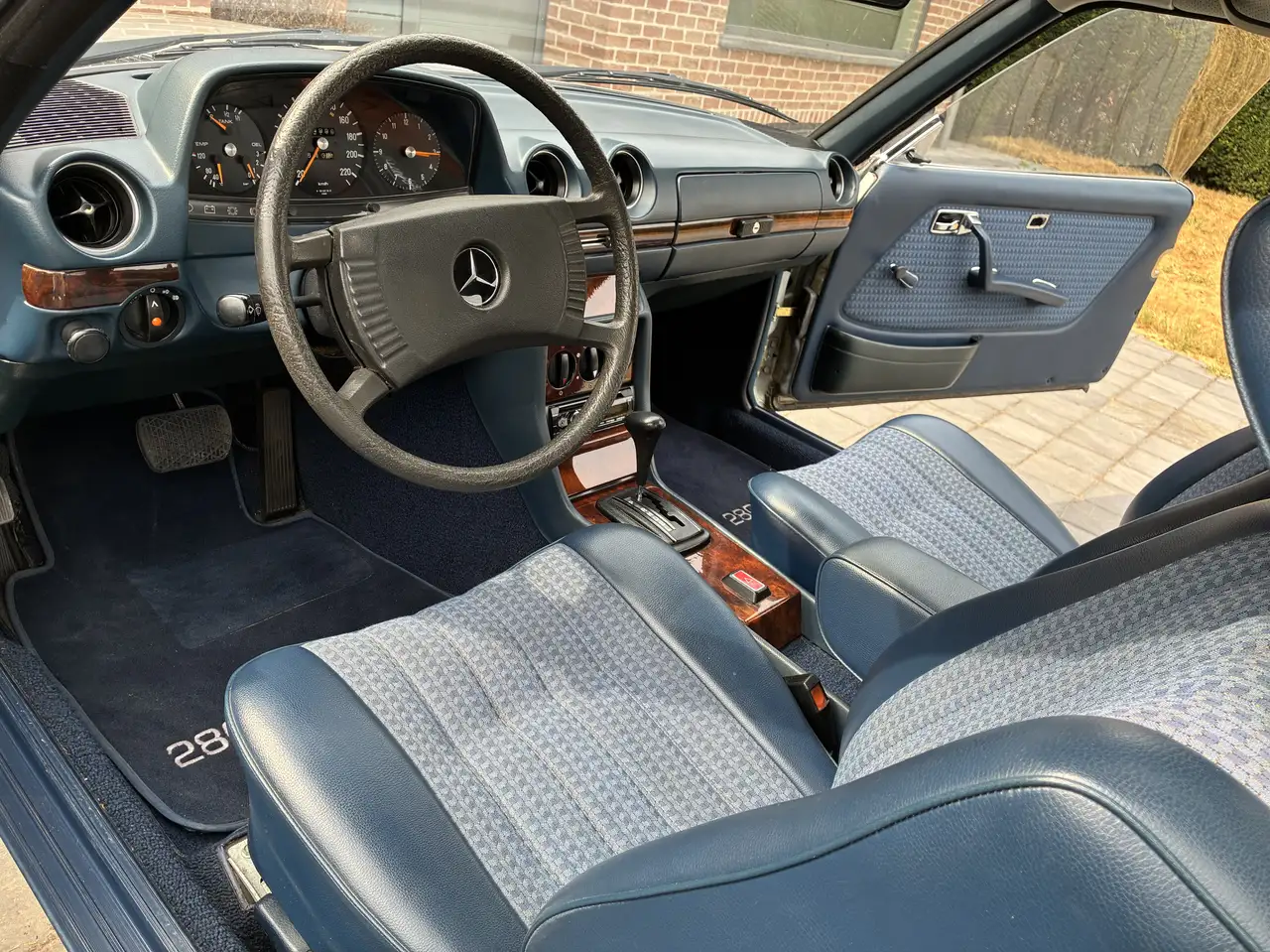 Mercedes-Benz 280 Coupé, foto 10