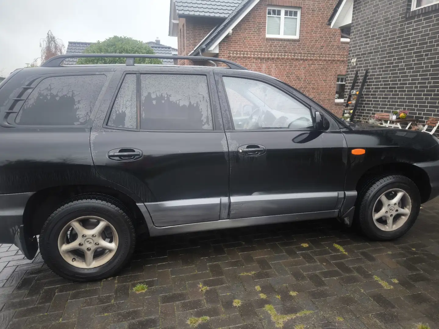 Hyundai SANTA FE 2.4 2WD GLS Černá - 2