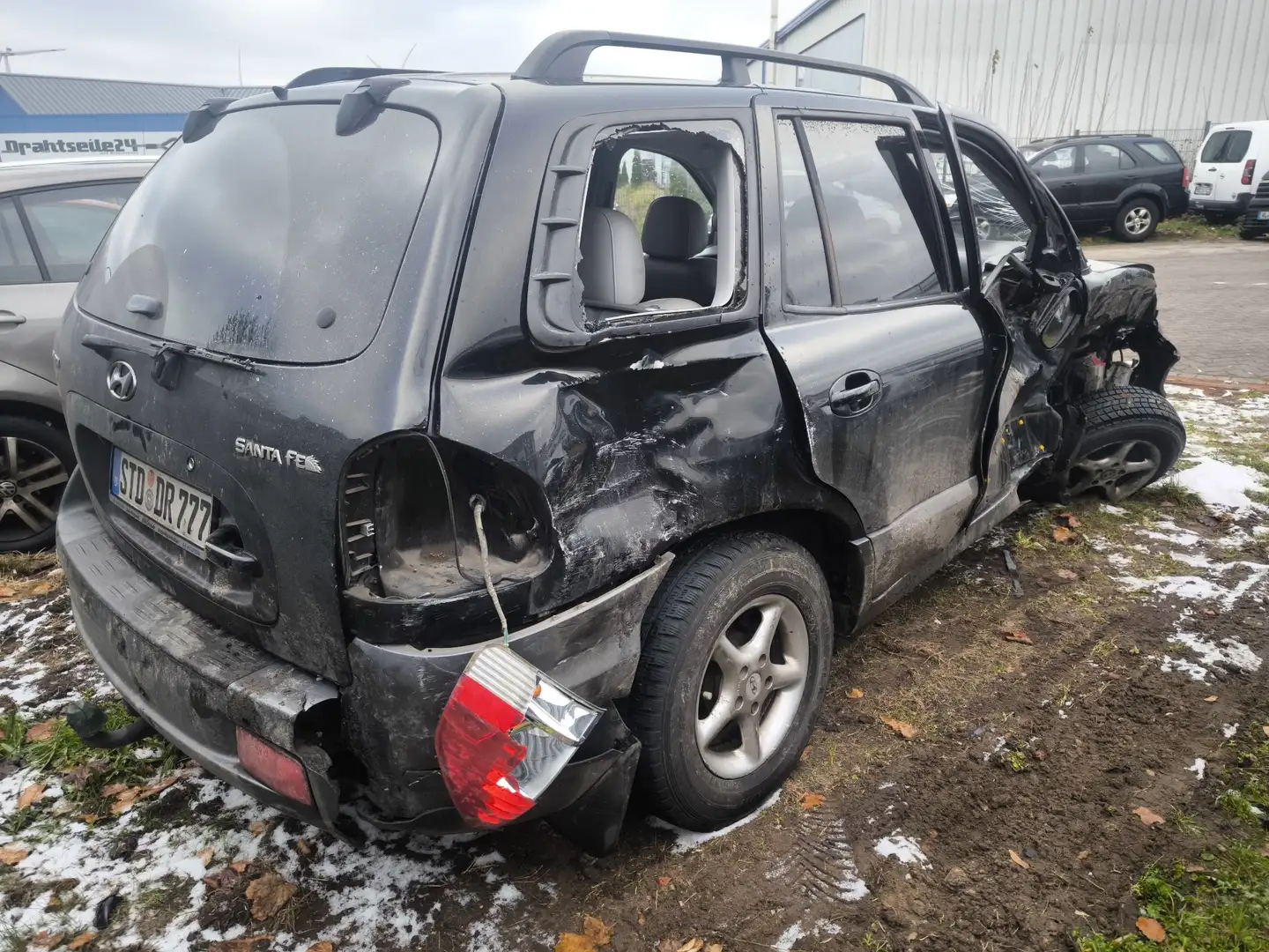 Hyundai SANTA FE 2.4 2WD GLS Schwarz - 1