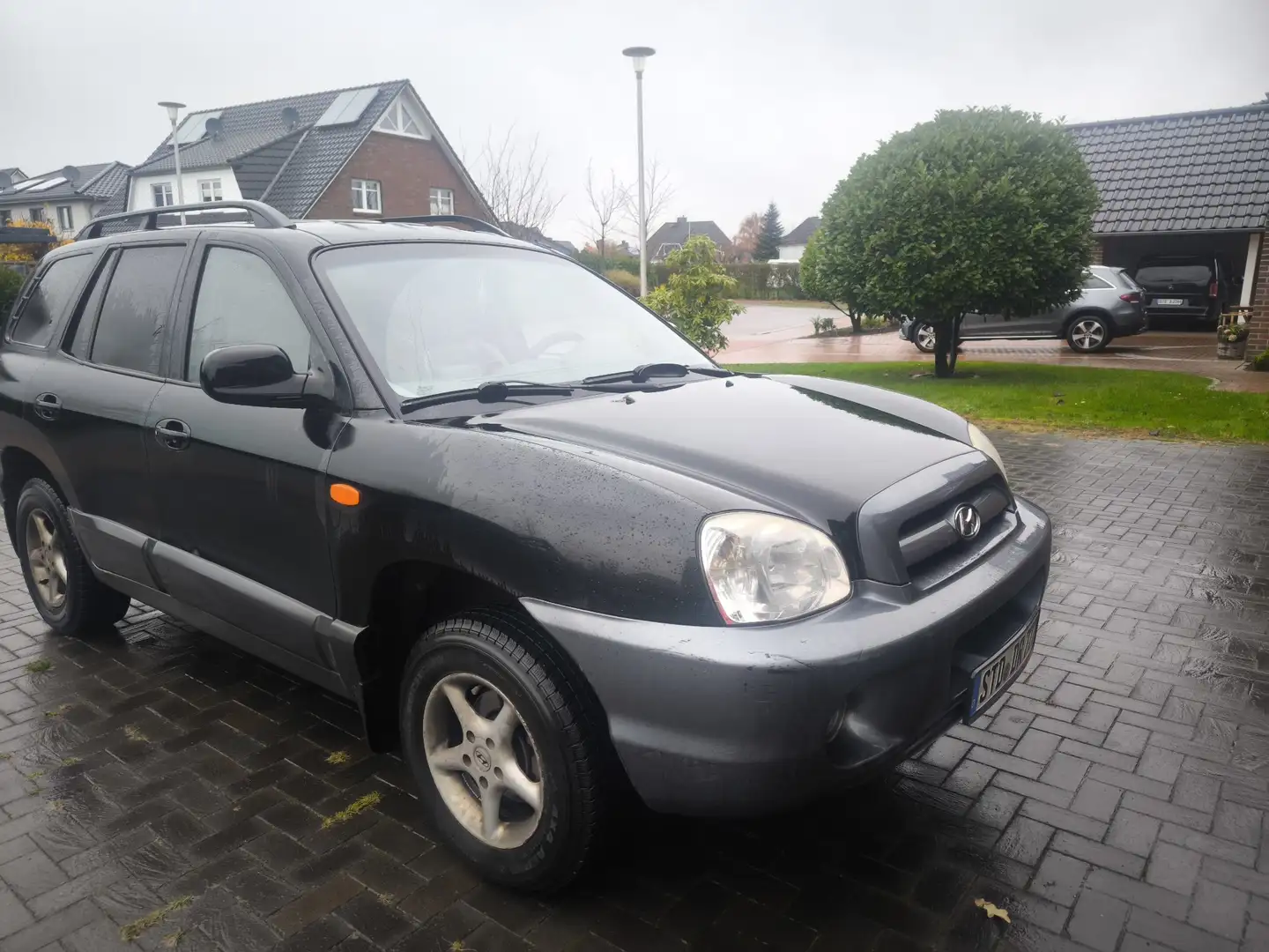 Hyundai SANTA FE 2.4 2WD GLS Černá - 1