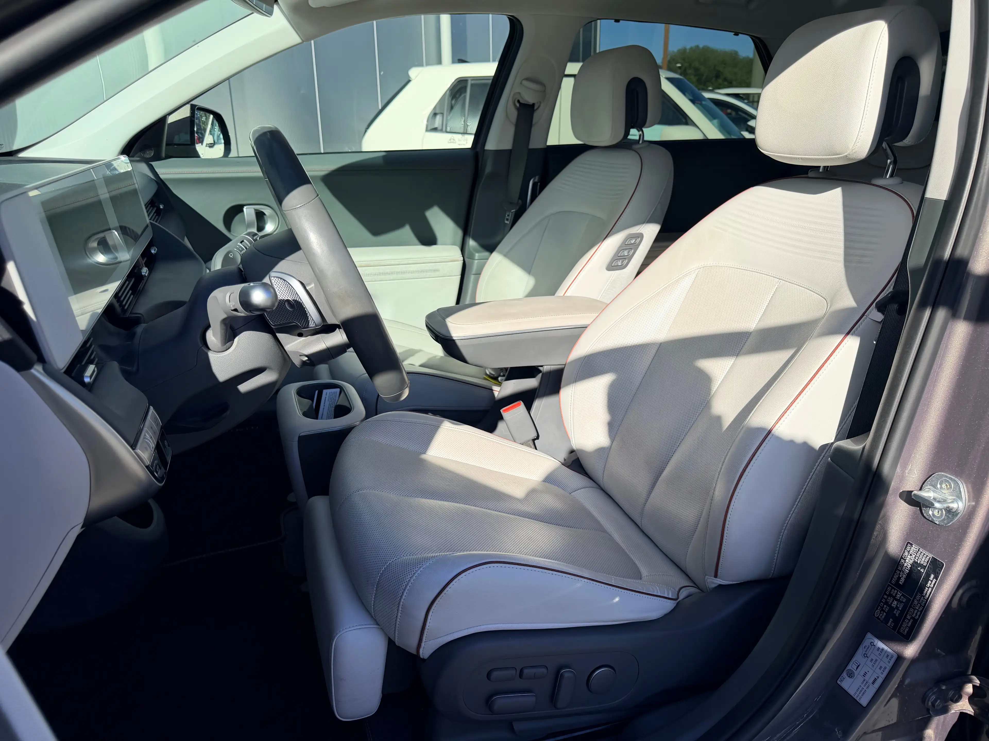 Hyundai IONIQ 5 Lounge 73kWh / Verwacht / Nette Auto! / Uniek Inte — photo 4