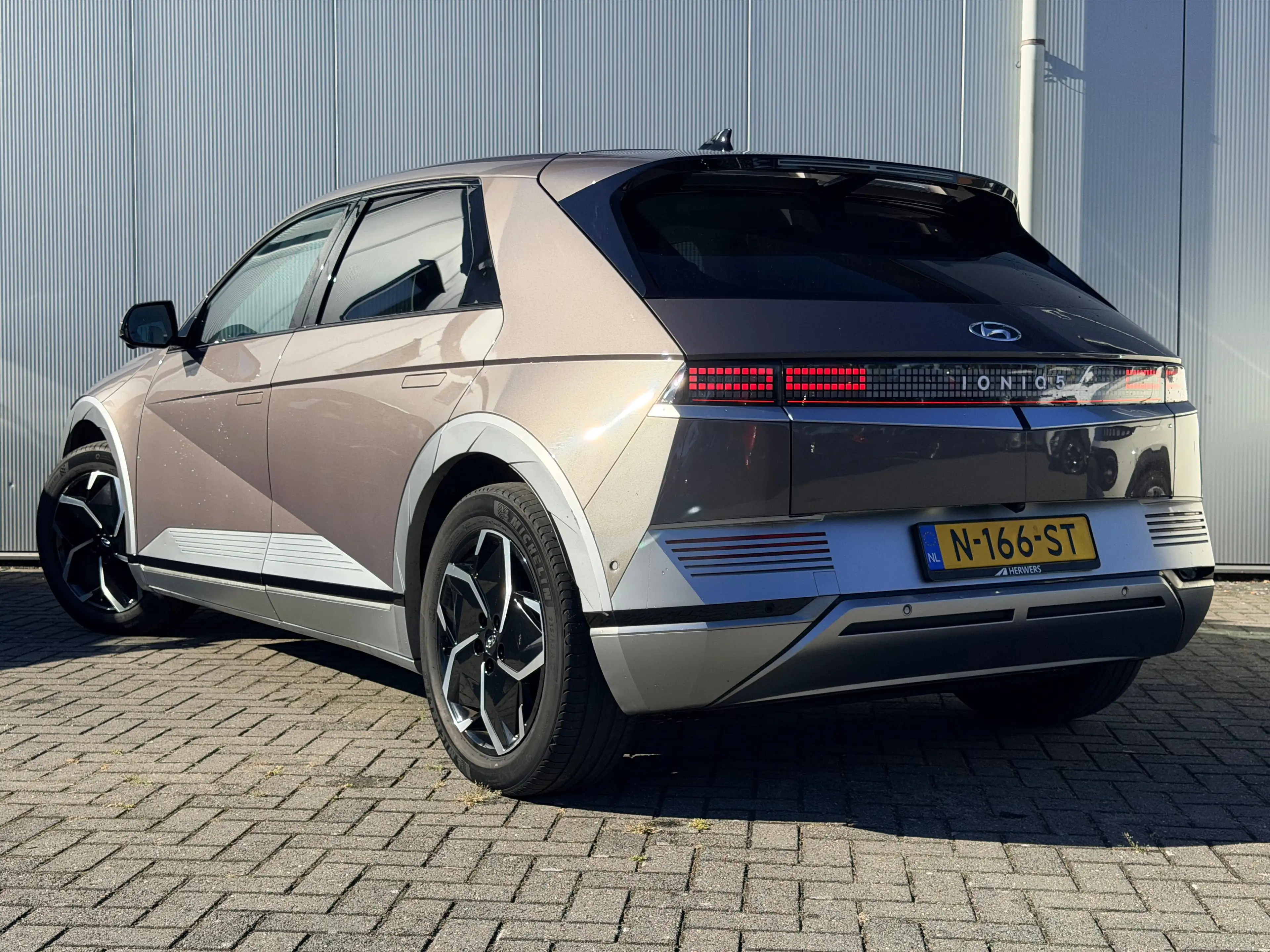 Hyundai IONIQ 5 Lounge 73kWh / Verwacht / Nette Auto! / Uniek Inte — photo 3