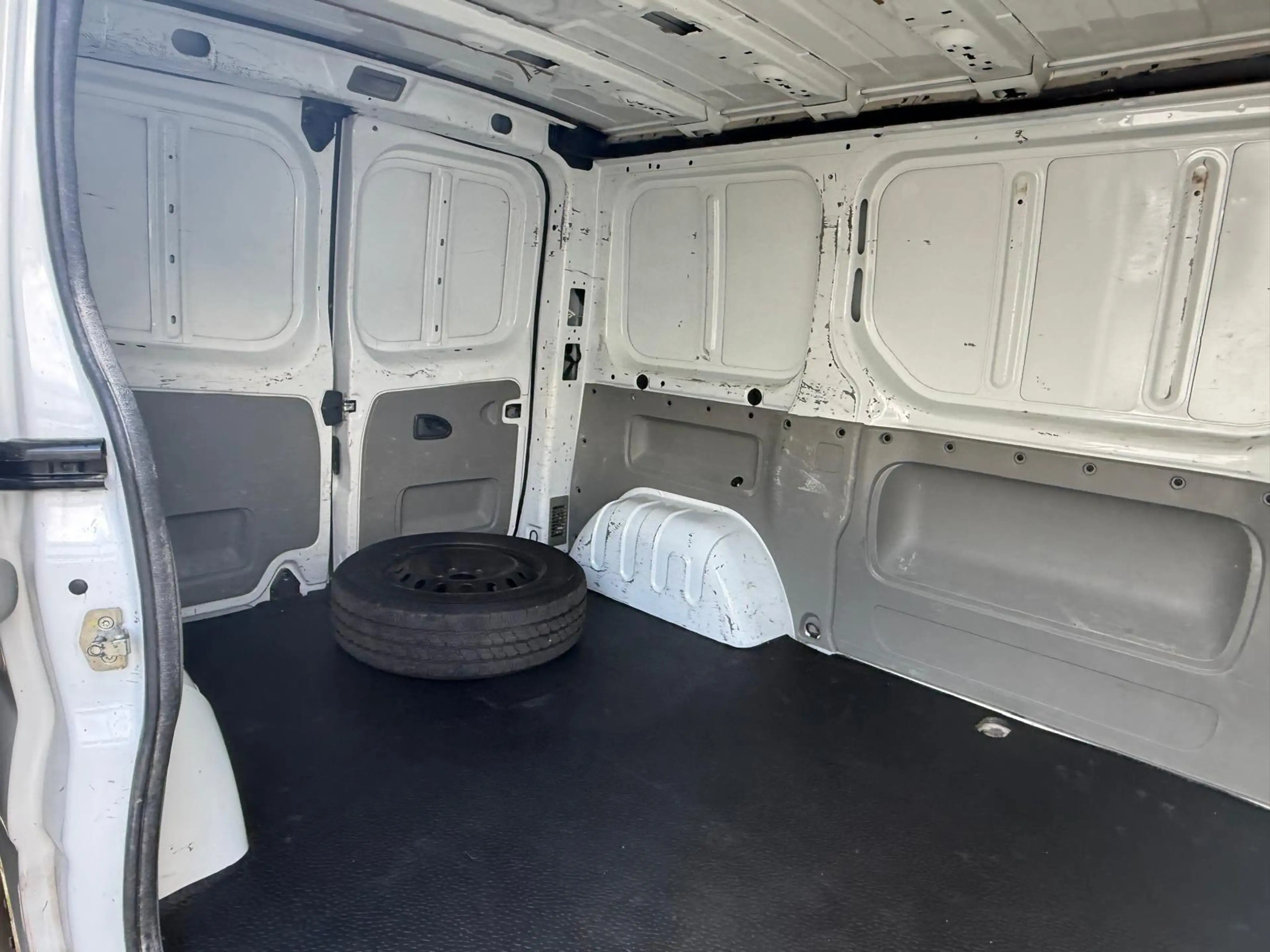 Renault Trafic 2.0 dCi//2.Hand//AHK//PDC//HU NEU// — photo 12