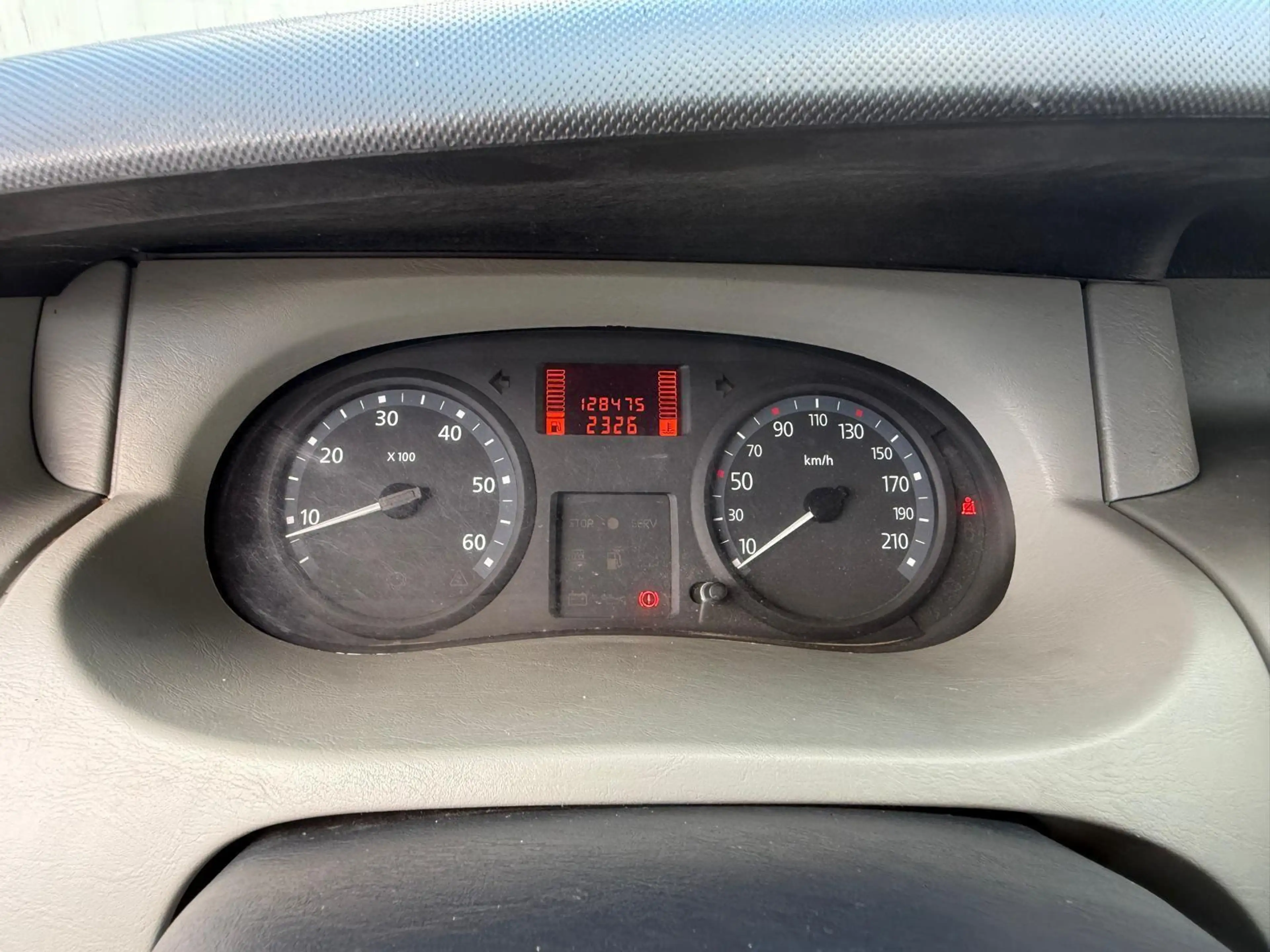 Renault Trafic 2.0 dCi//2.Hand//AHK//PDC//HU NEU// — photo 11
