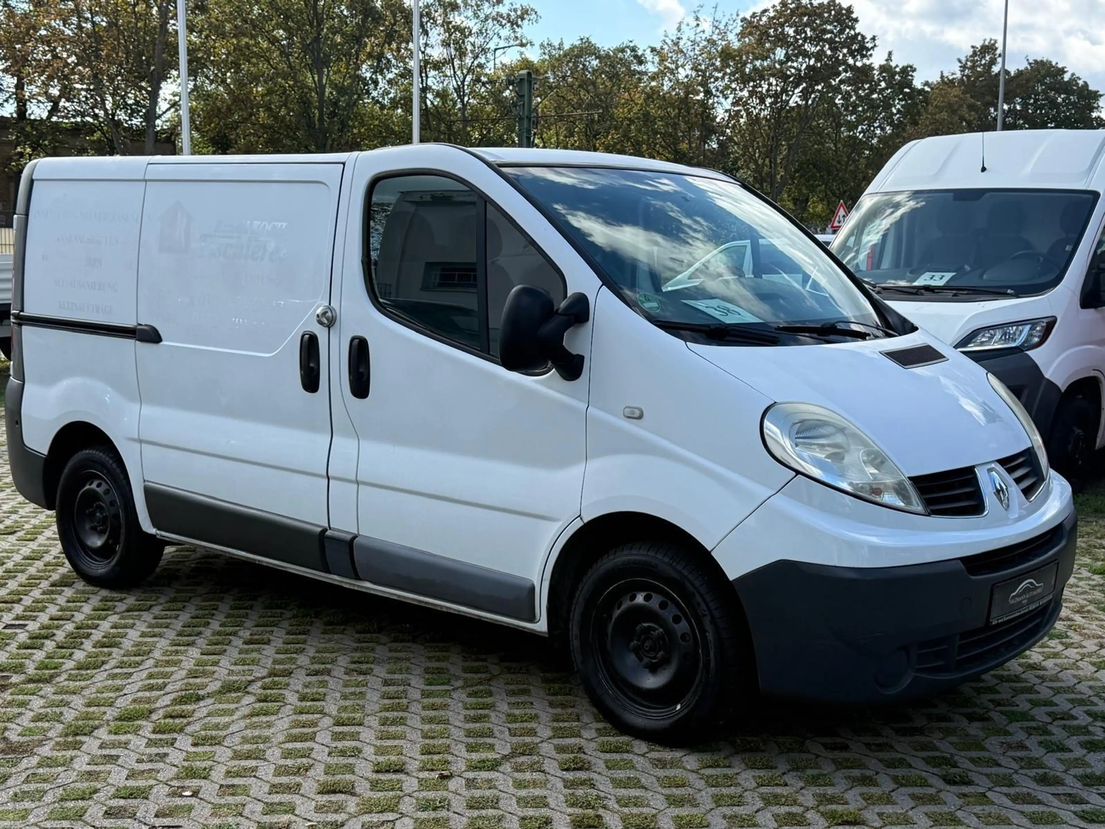 Renault Trafic 2.0 dCi//2.Hand//AHK//PDC//HU NEU// — photo 6