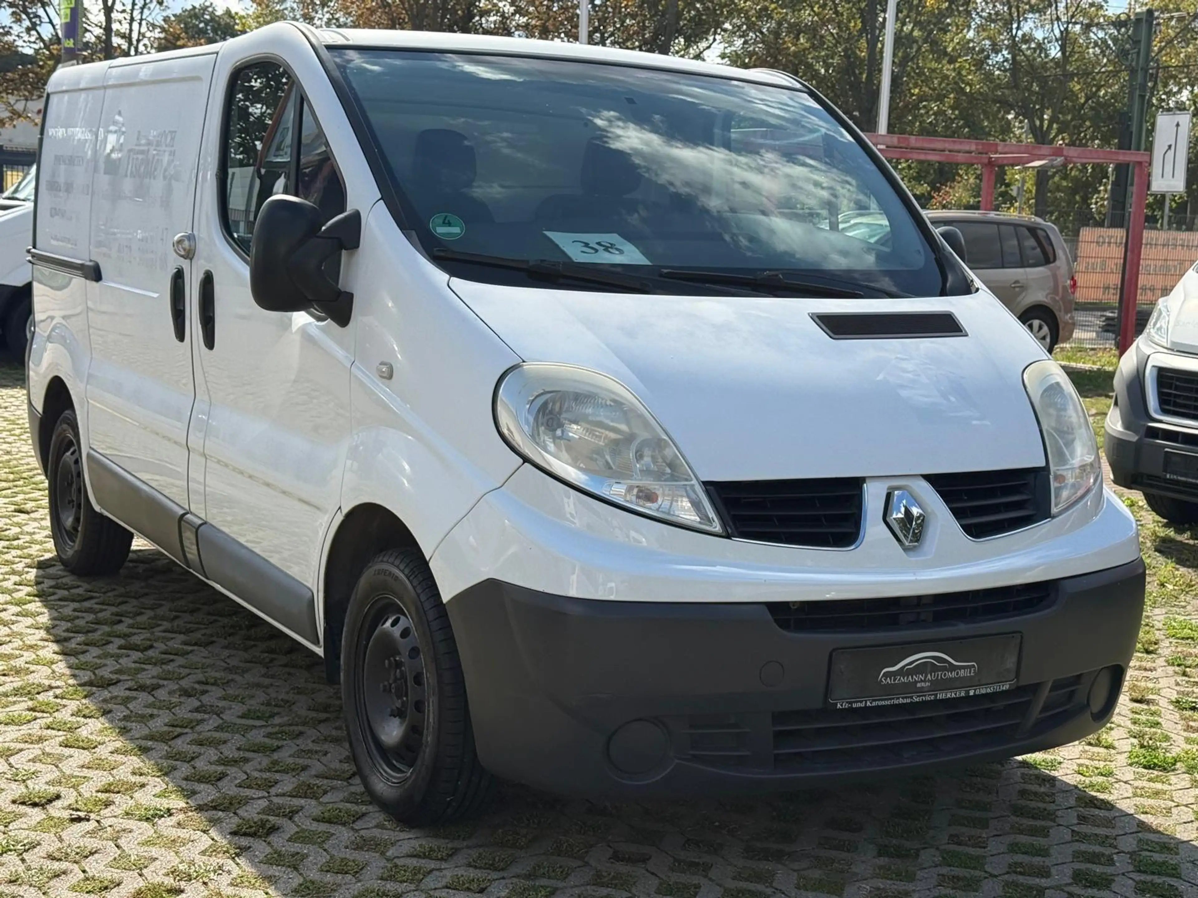 Renault Trafic 2.0 dCi//2.Hand//AHK//PDC//HU NEU//