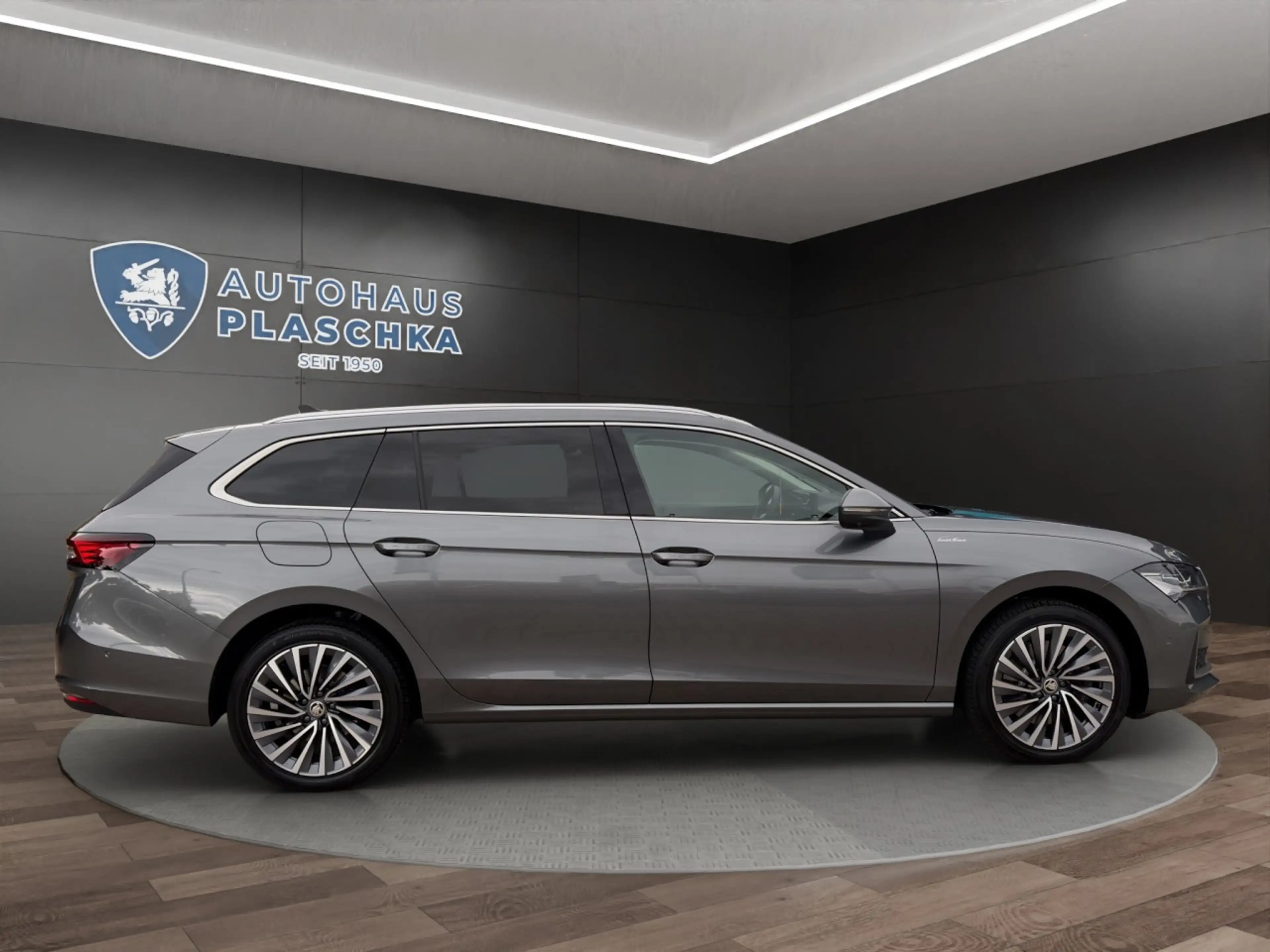Skoda Superb Combi 1.5 TSI iV L&K ACC+HUD+CANTON+360 Klima — photo 4