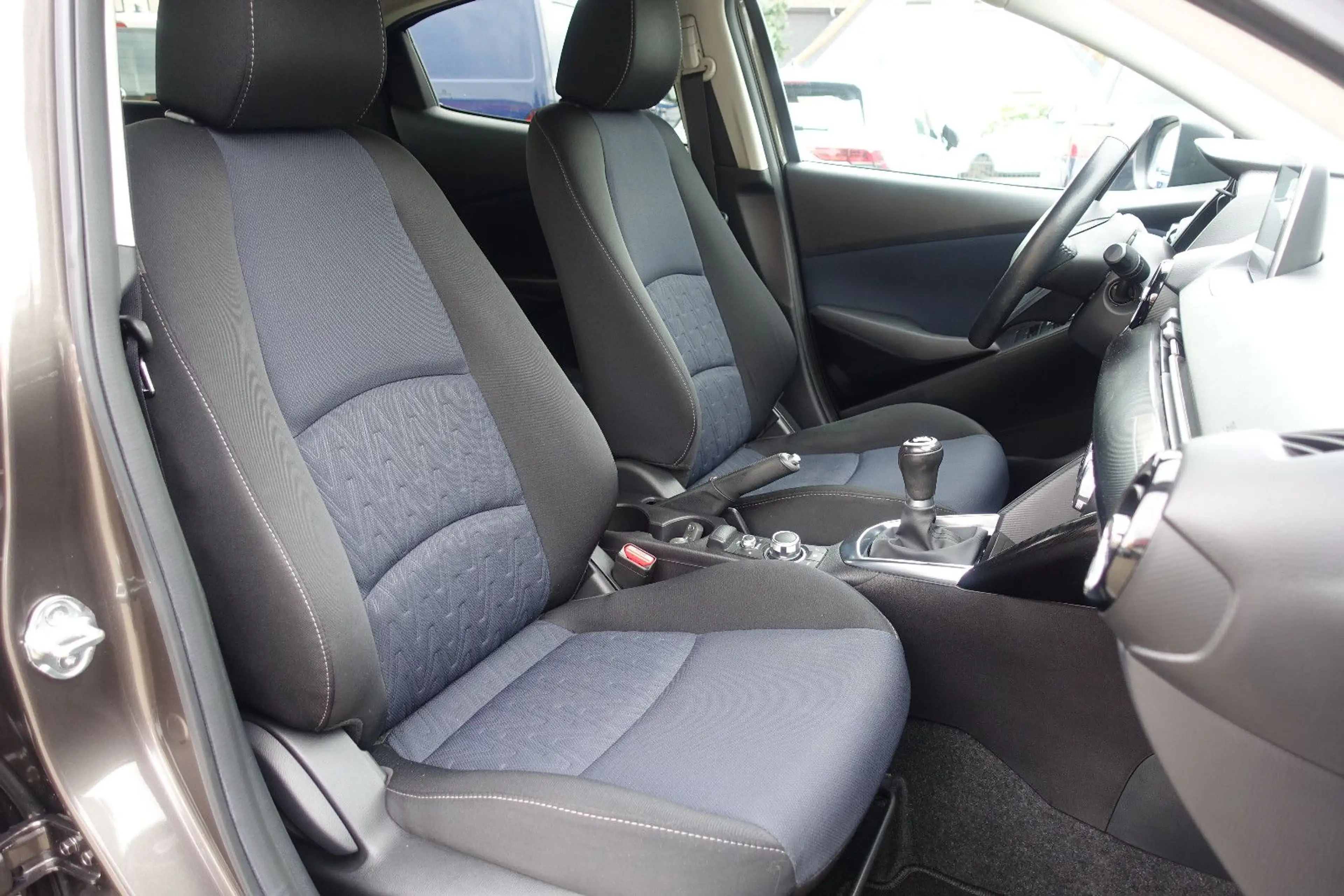 Mazda 2 Lim. Nakama*LED*Klima*Assist-Paket*Tempom*PDC* — photo 23