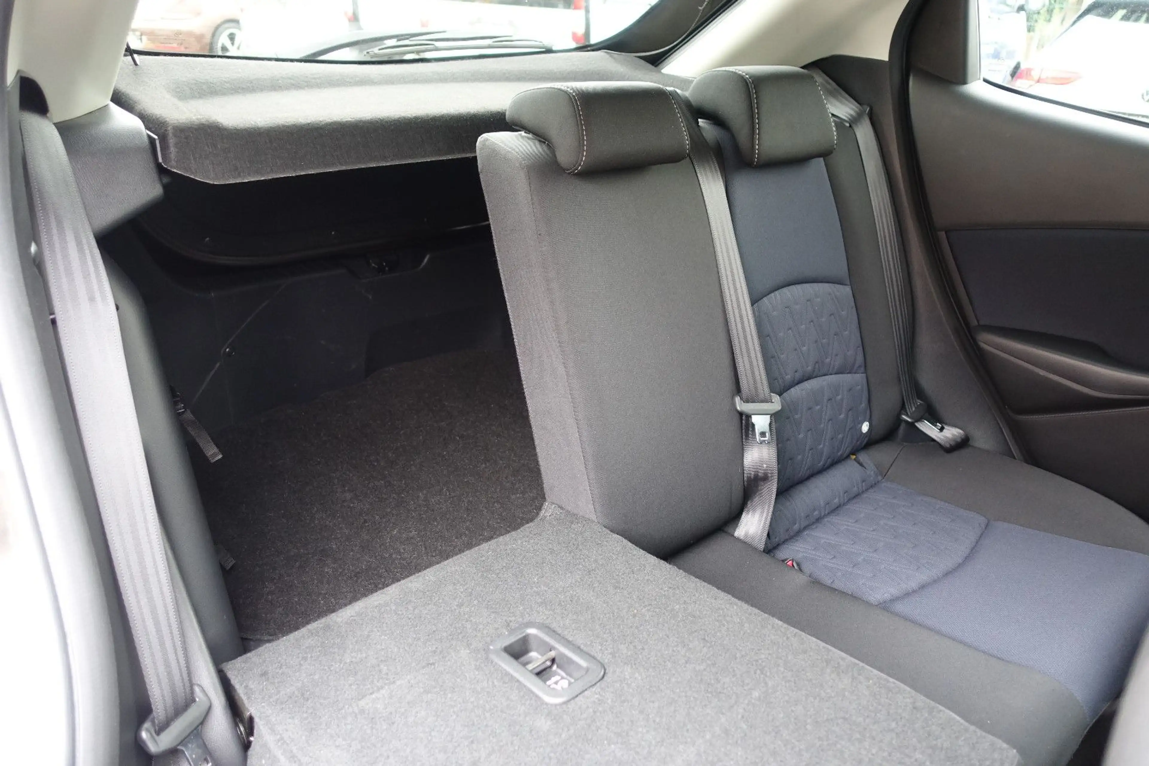 Mazda 2 Lim. Nakama*LED*Klima*Assist-Paket*Tempom*PDC* — photo 28