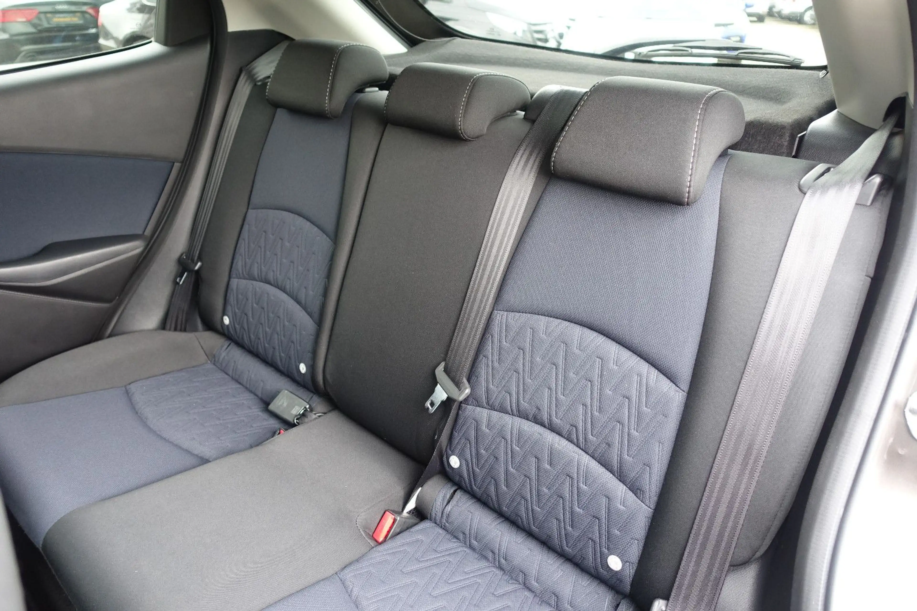 Mazda 2 Lim. Nakama*LED*Klima*Assist-Paket*Tempom*PDC* — photo 30