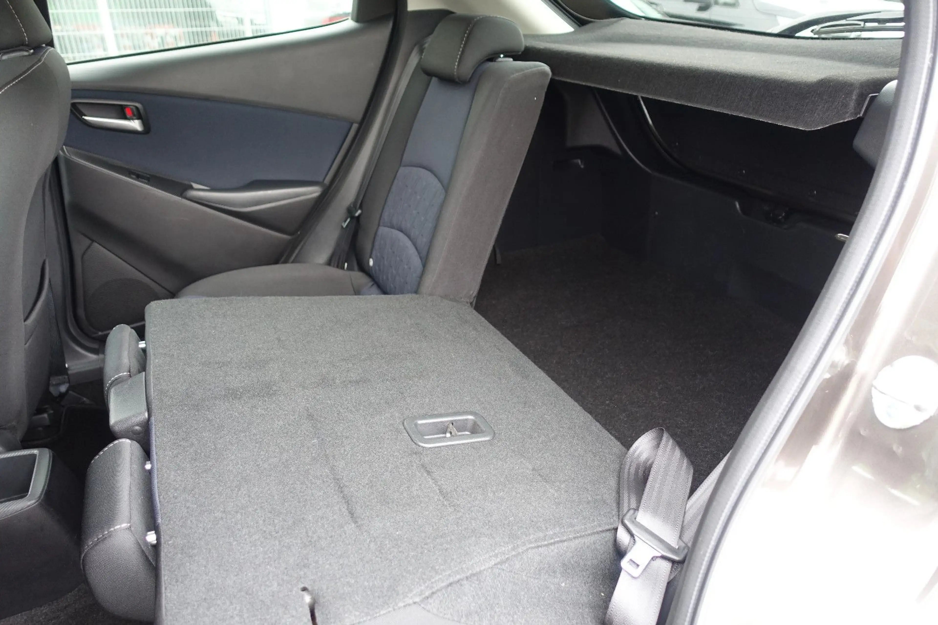 Mazda 2 Lim. Nakama*LED*Klima*Assist-Paket*Tempom*PDC* — photo 31