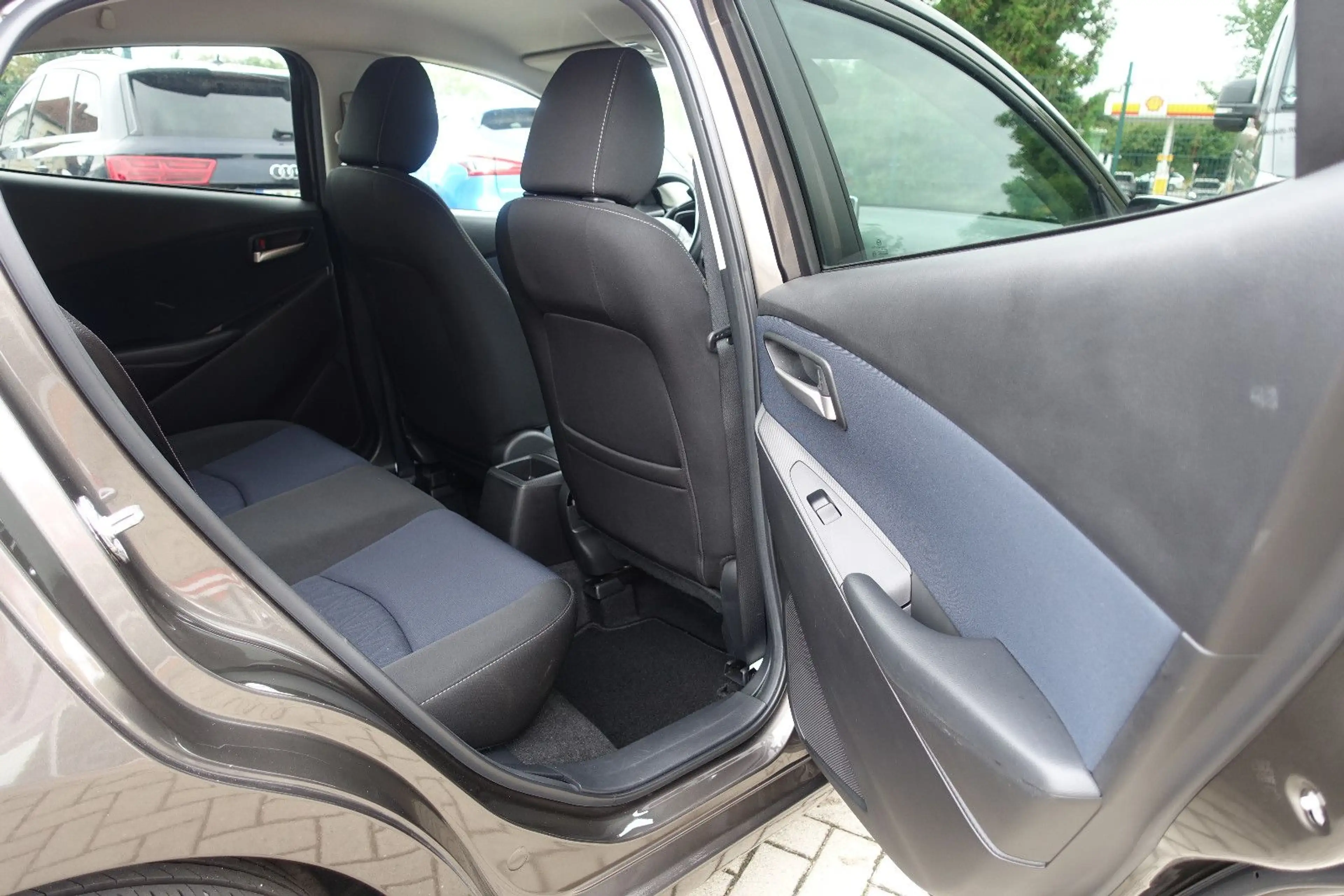 Mazda 2 Lim. Nakama*LED*Klima*Assist-Paket*Tempom*PDC* — photo 25