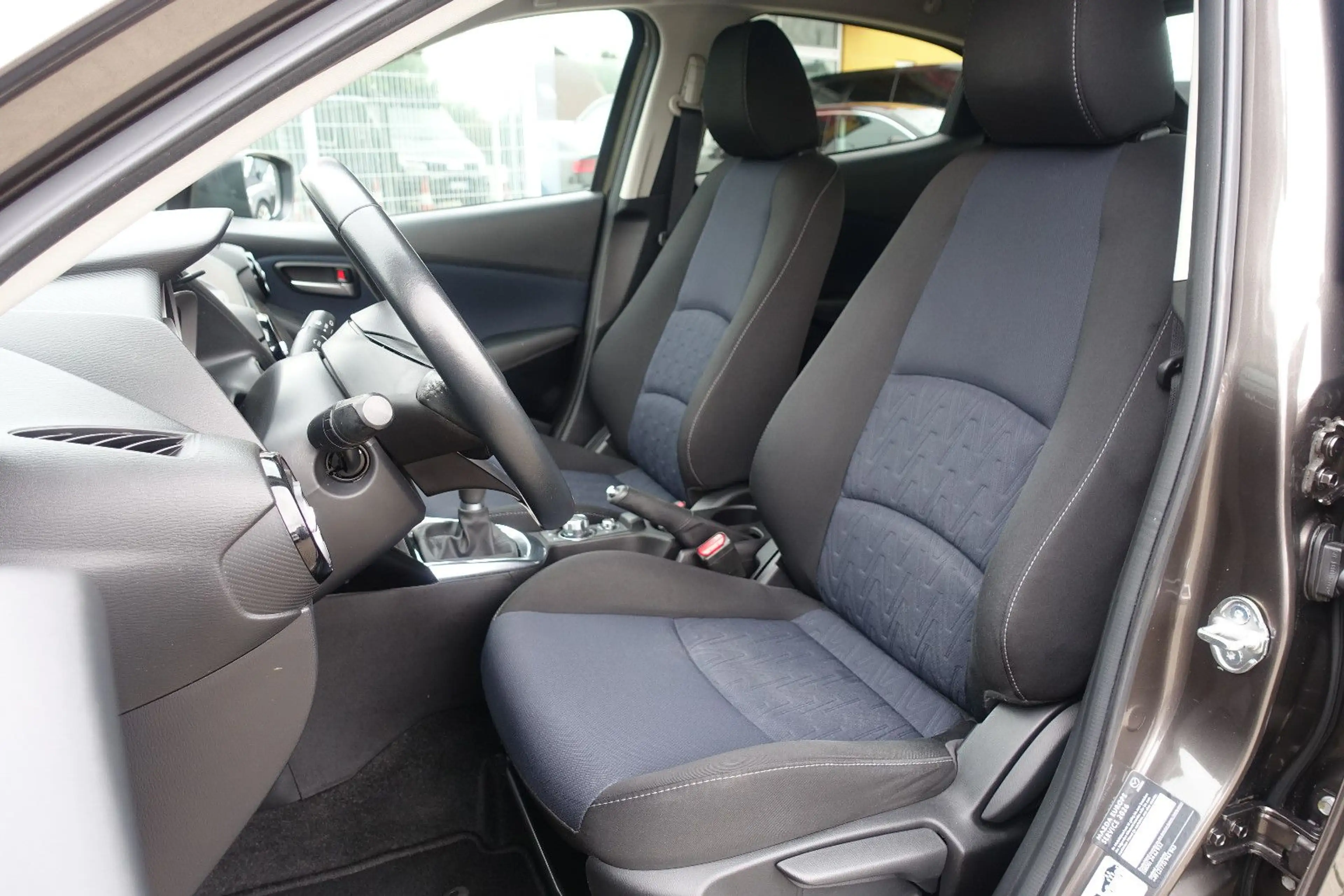 Mazda 2 Lim. Nakama*LED*Klima*Assist-Paket*Tempom*PDC* — photo 11