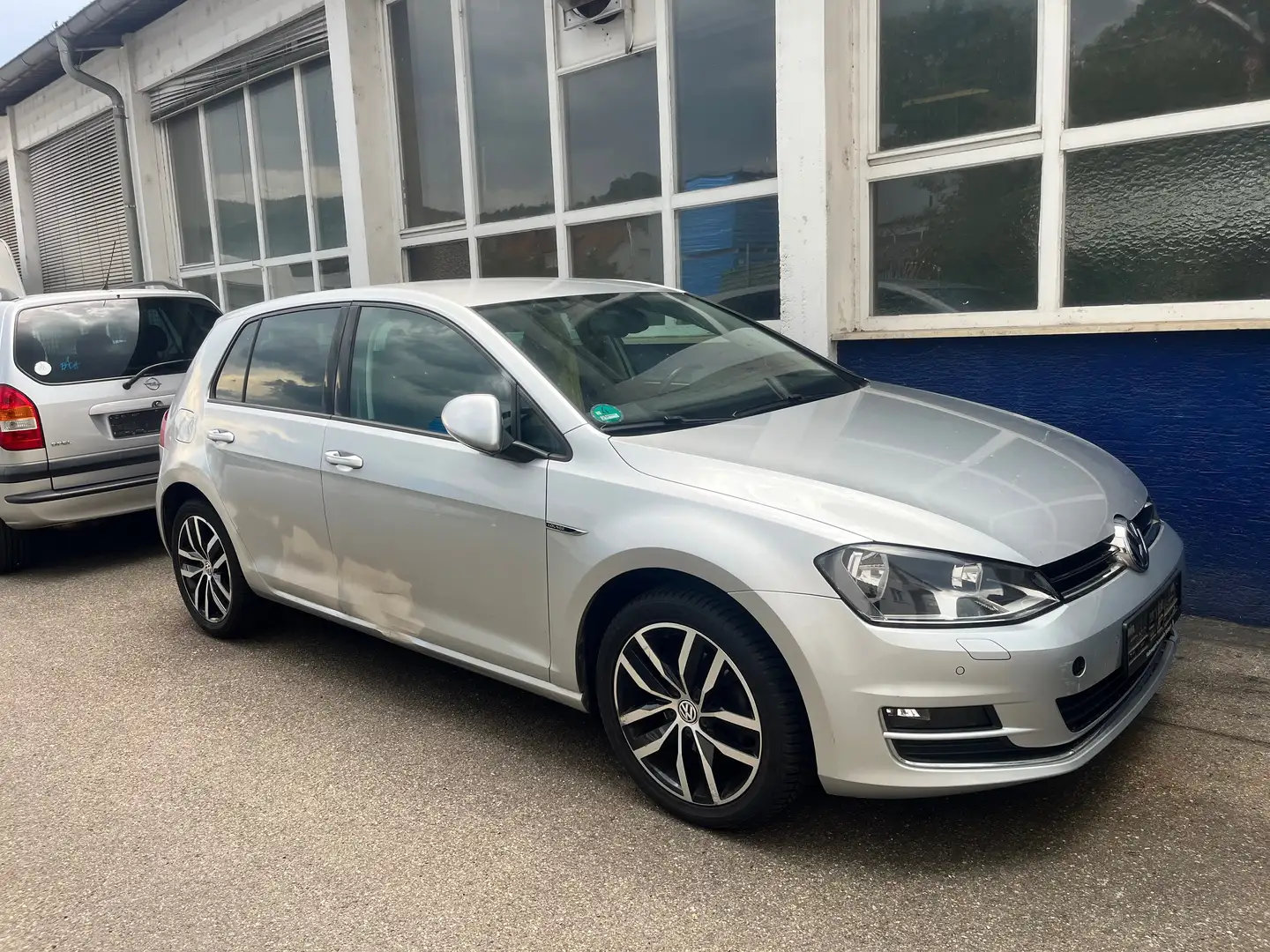 Volkswagen Golf Lounge BMT DSG 105000KM Gris - 1