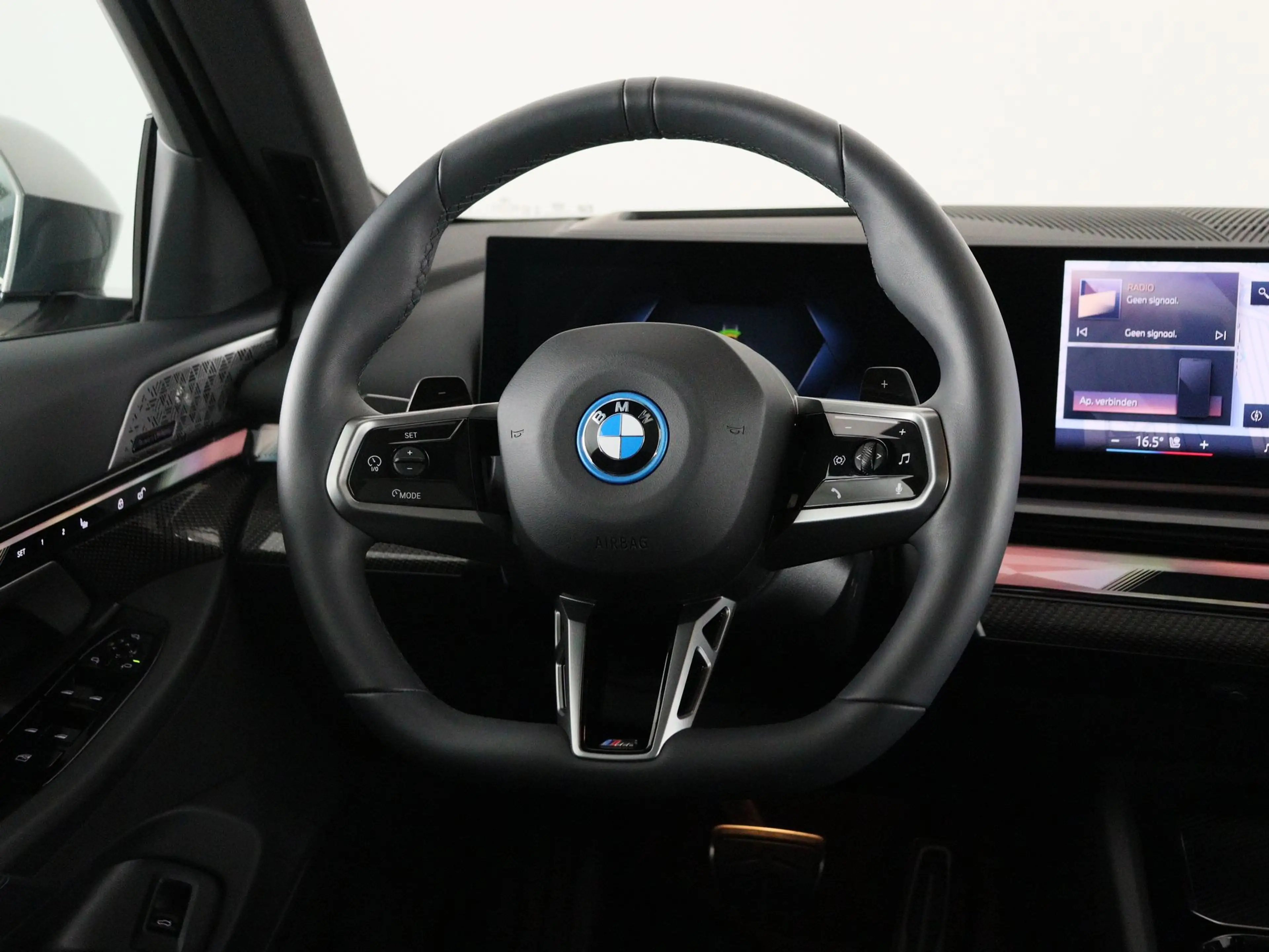 BMW 550 5 Serie 550e Touring xDrive — photo 2