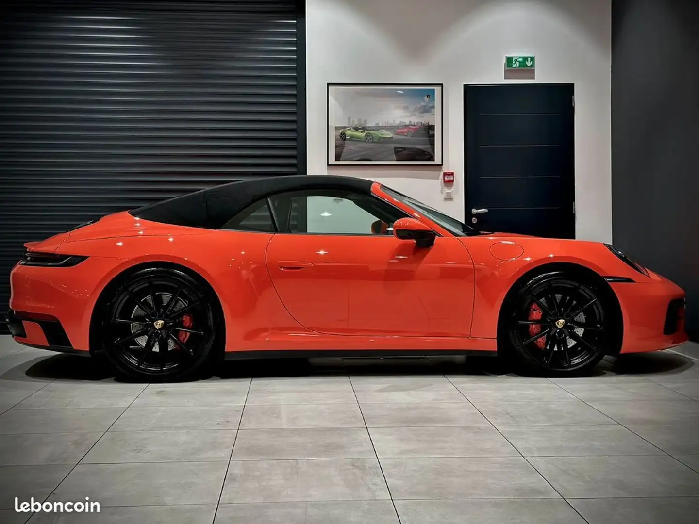 Porsche 911 TYPE 992 CARRERA 4S CABRIOLET PACK SportDesign 3.0 Zlatá - 2